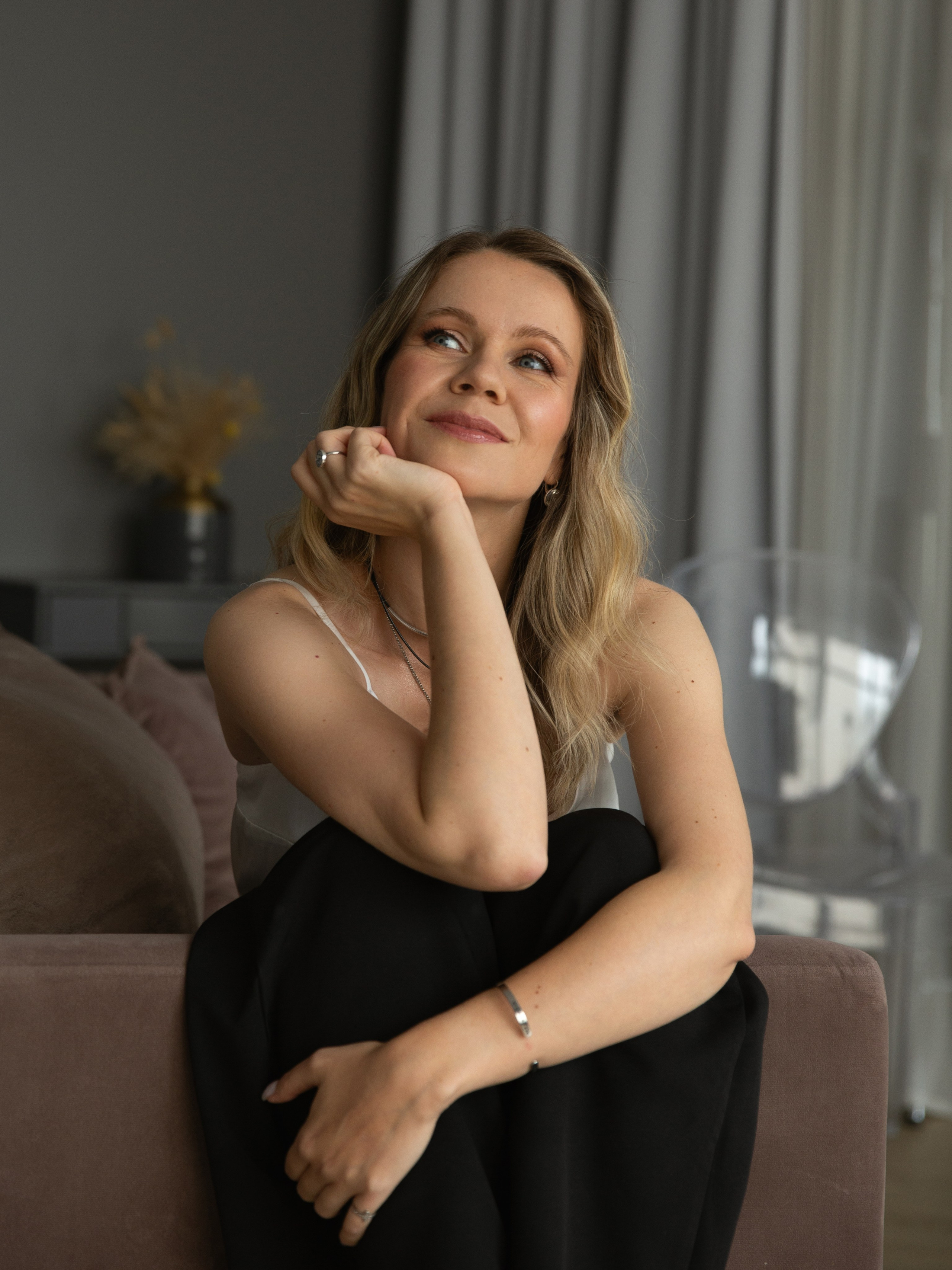 ФОТОДЕНЬ 4.04. Фотограф в Москве Саша Кудрявая