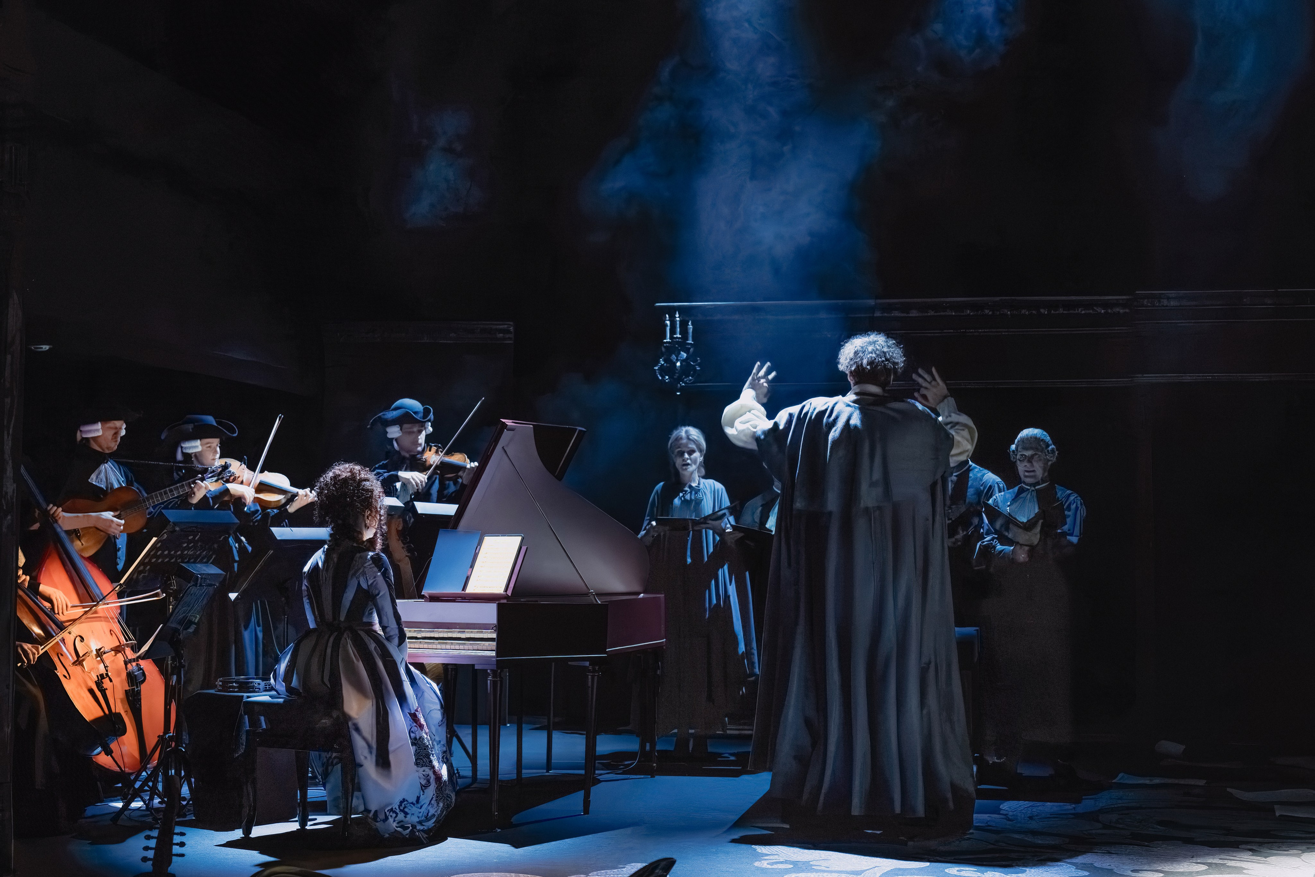 Театр Терезы Дуровой: Моцарт и Сальери. Сайт фотографа Сергея Абрамова