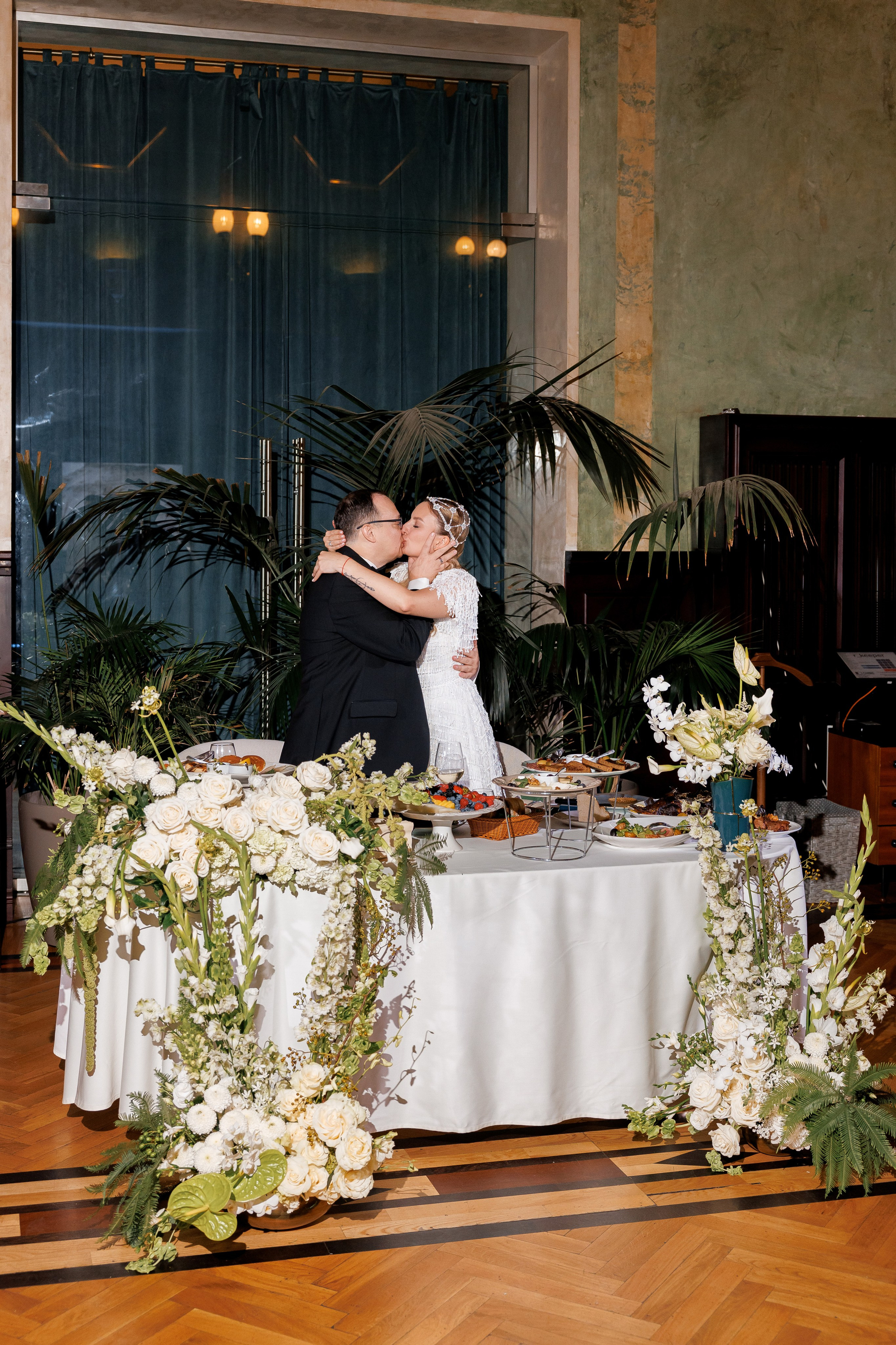 V&K. Свадебный репортажный фотограф в Москве