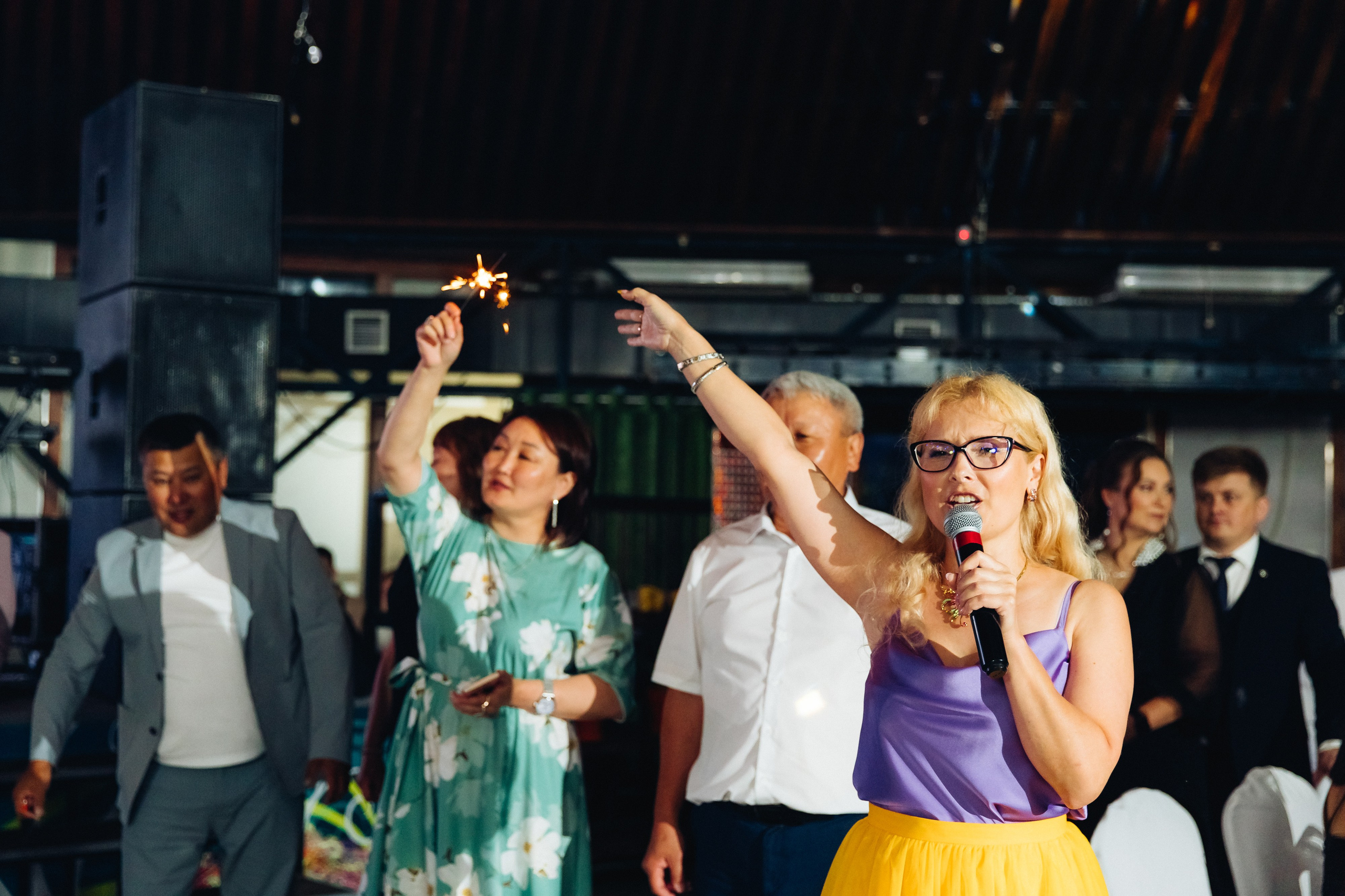 Выпускной вечер. 49 школа. Баран на корове. Свадебный и семейный фотограф в Улан-Удэ