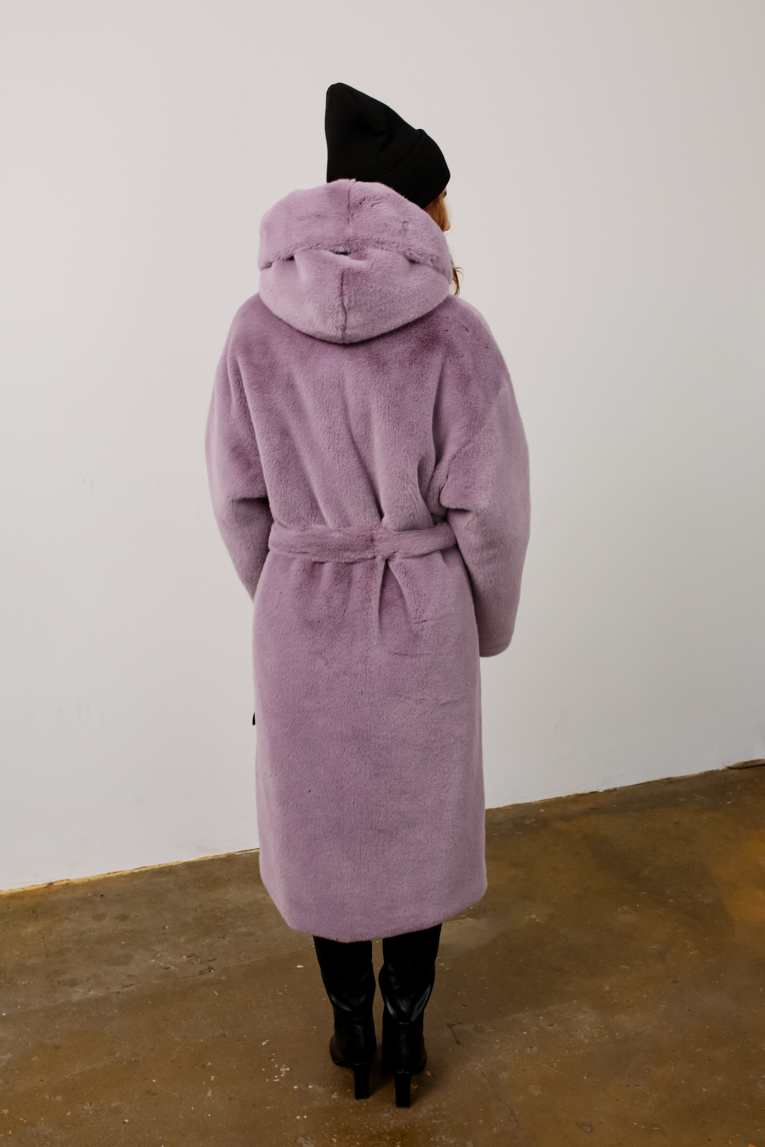 КАТАЛОГ ДЛЯ БРЕНДА ВЕРХНЕЙ ОДЕЖДЫ MISHKA. Бренд, контент фотограф в Волгограде Елена Даньшина