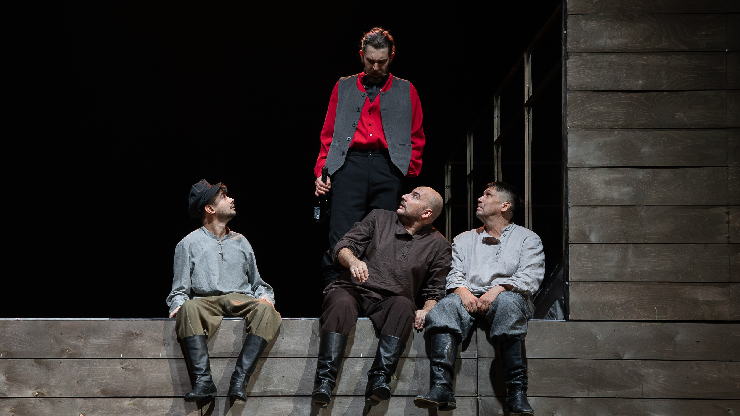 Астраханский Драматический Театр «Леди Макбет». Фотограф Марк Файзулин