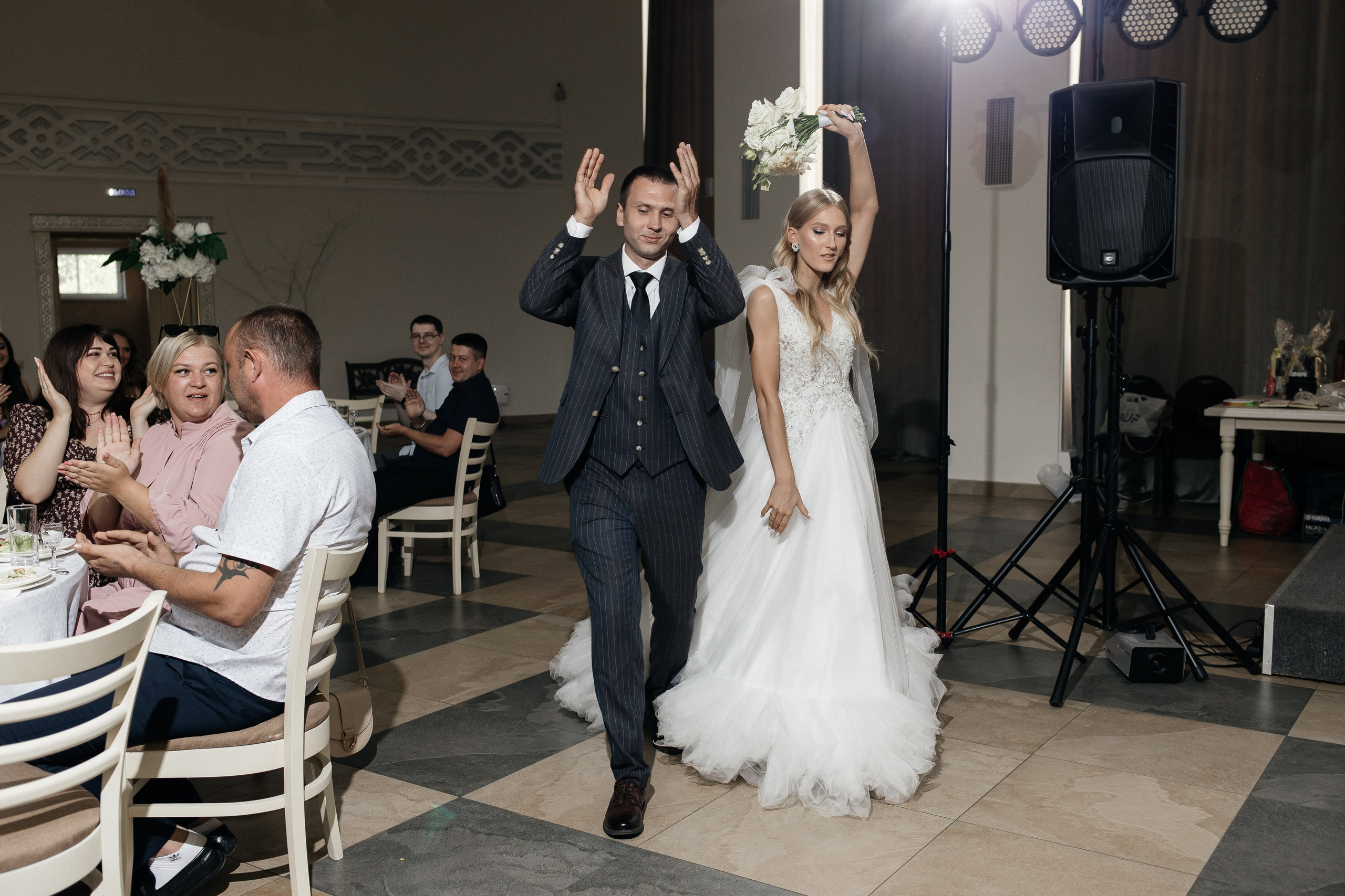 Вячеслав & Ангелина. Фотограф и видеограф в Саратове и Энгельсе Антон Рассказов