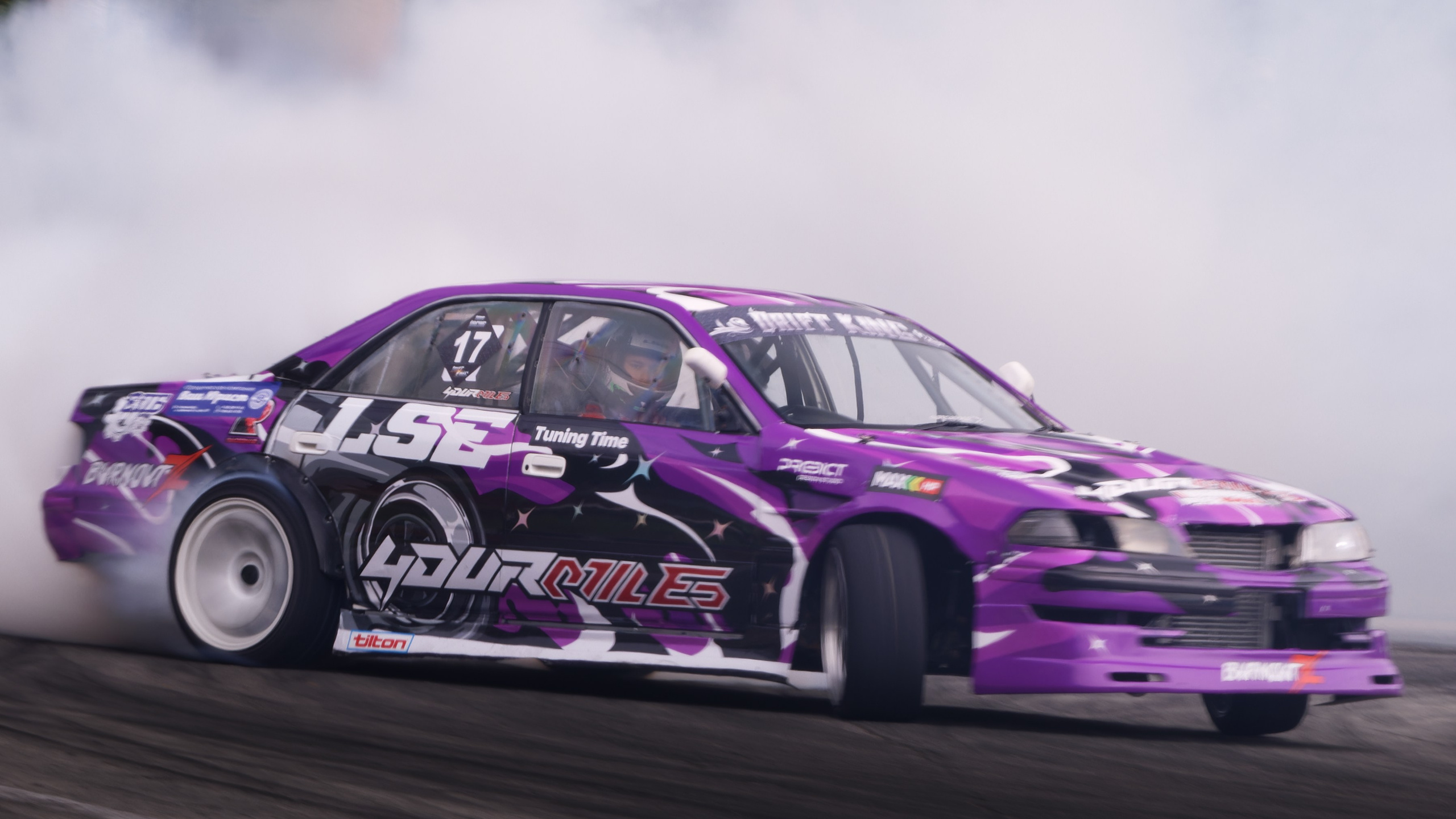 Галерея. IN STREET WE TRUST