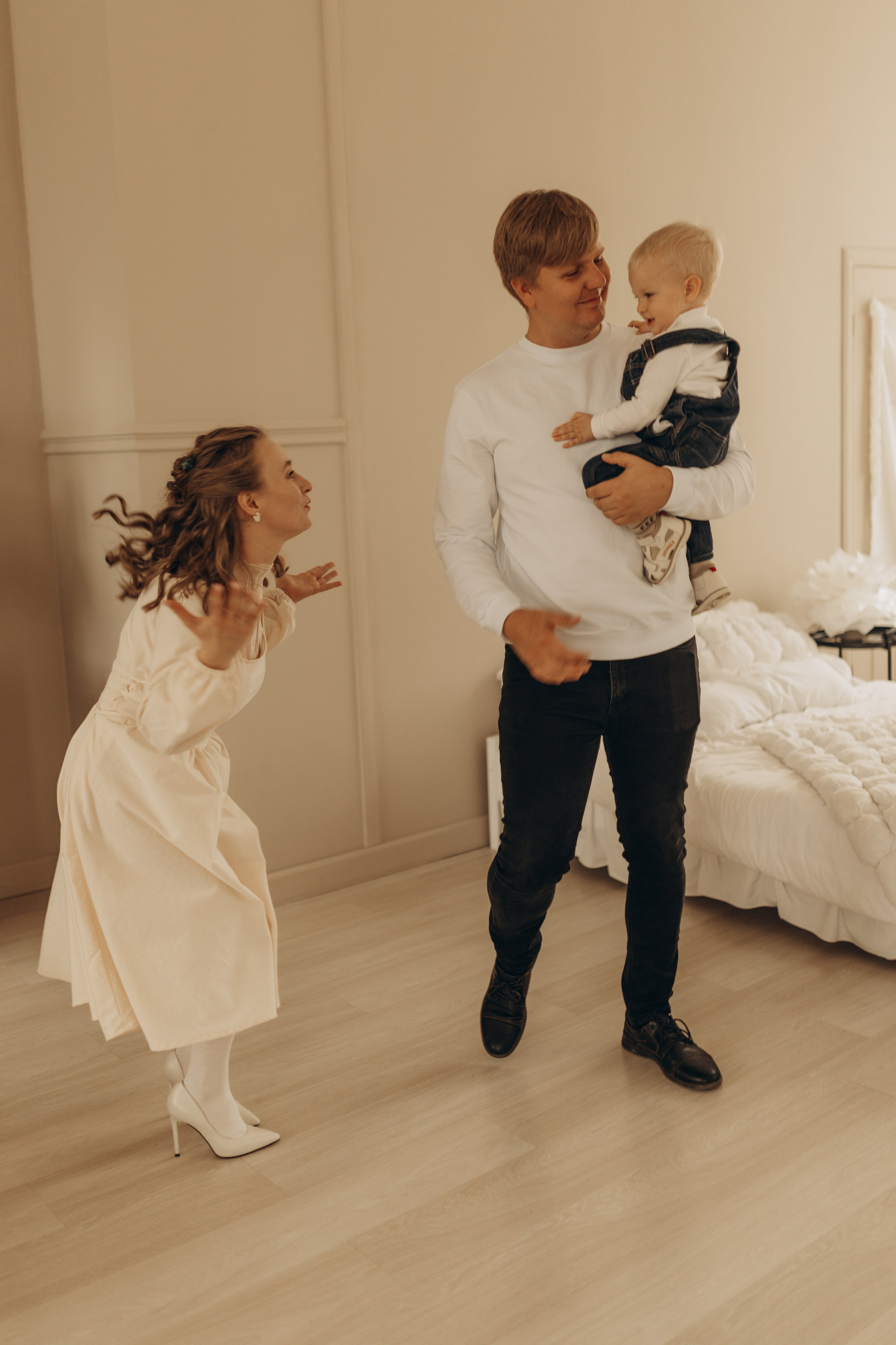 Фотосессия дружная семья. Съёмка в студии. Фотограф в Ставрополе Svetlana Matveeva