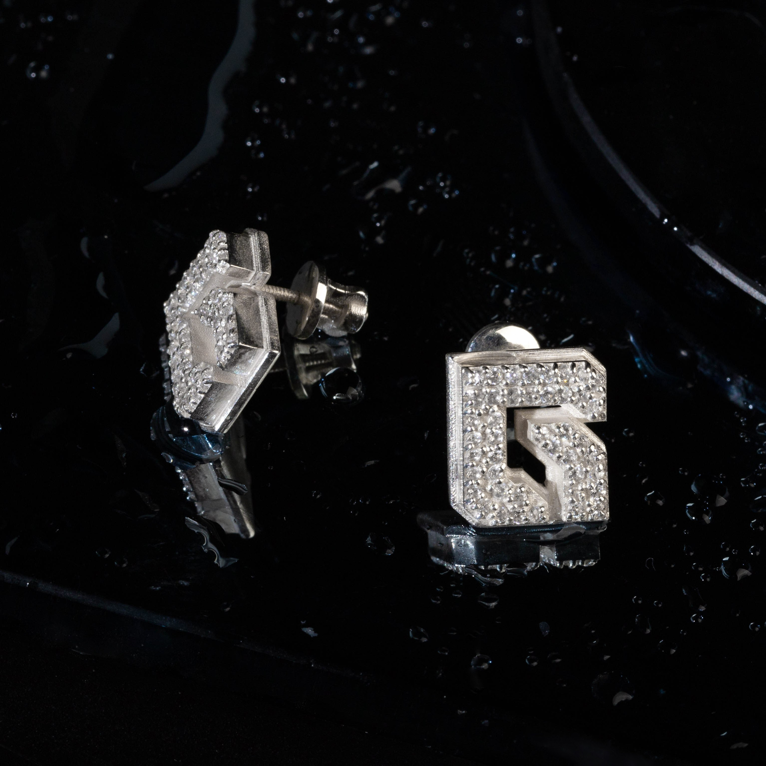 Ювелирные украшения. Предметный фотограф в Крыму Ольга Шестакова