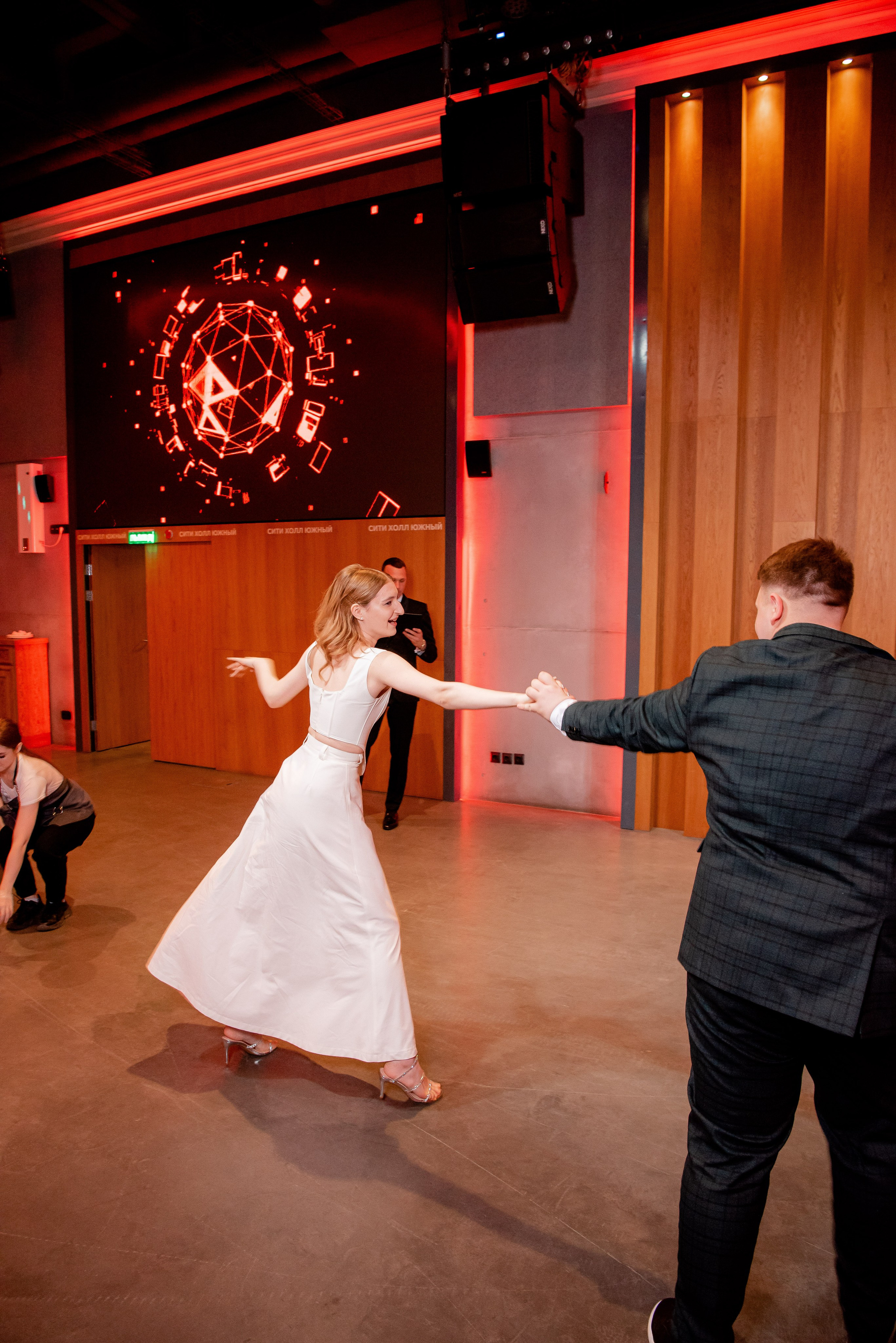 140 Школа. Вручение и Банкет. Сити Холл. Фотограф в Волгограде и Волжском Александр Горбань