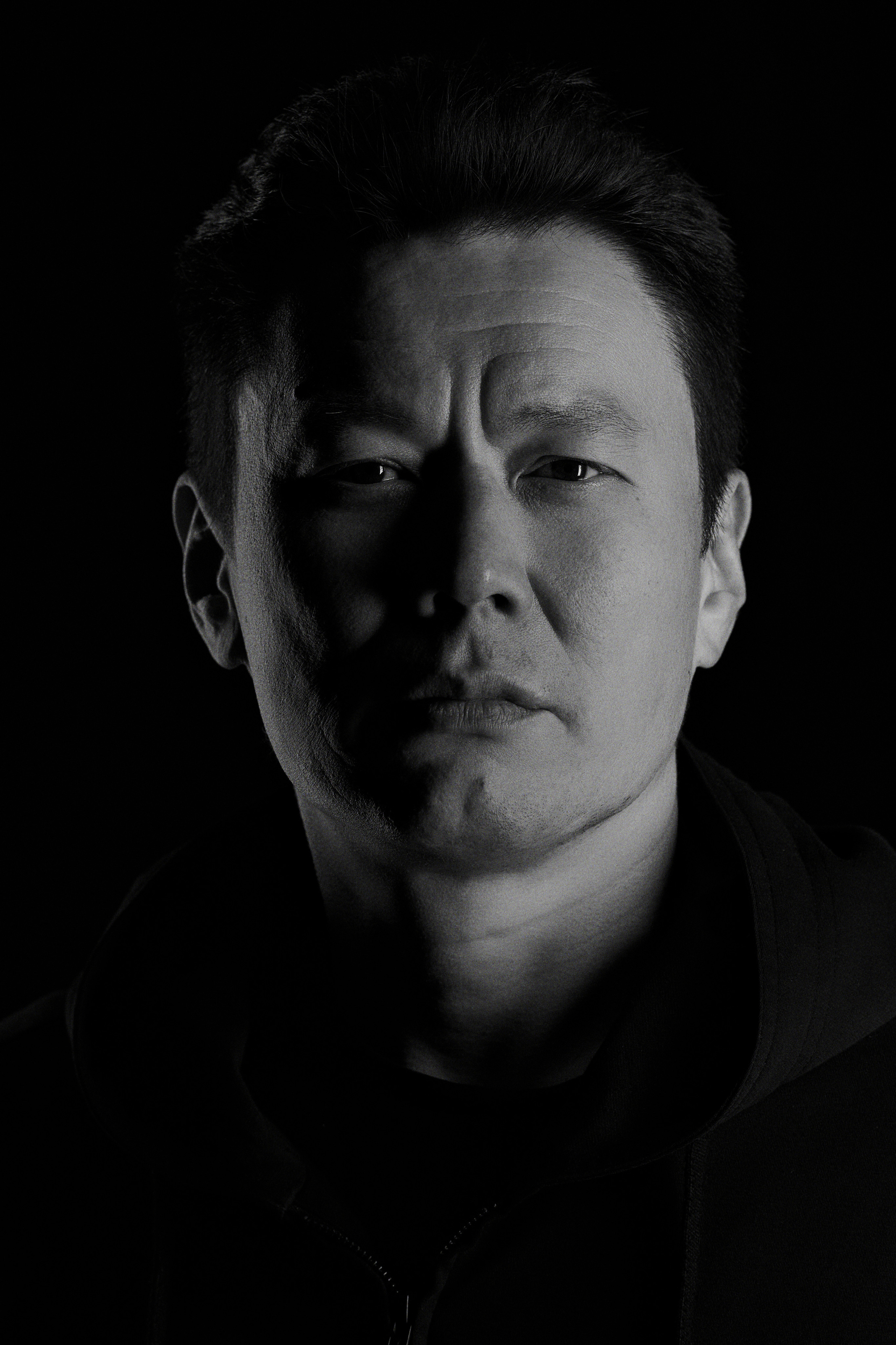 УЛАНБЕК БАЯЛИЕВ  Режиссёр, Театральный деятель, Актёр.  Мужской портрет . Филипп Буткин . Filipas Butkinas.