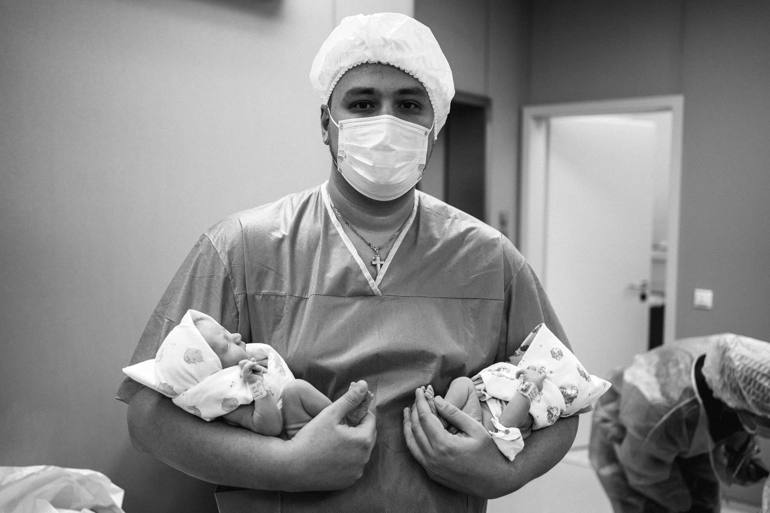 Съемка родов ЧБ. Фотограф и видеограф на роды в Москве Подшивалова Полина