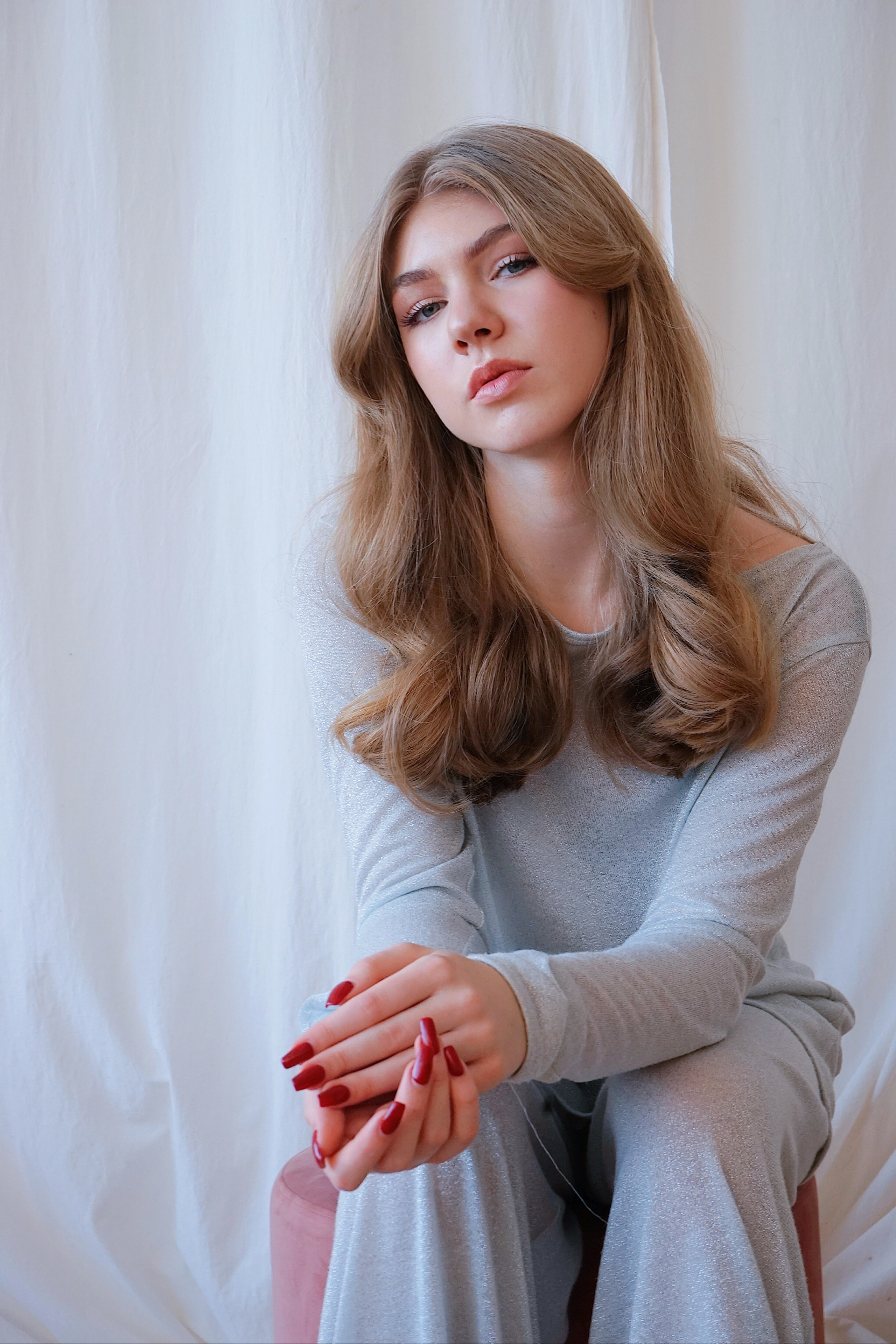 София, студия. Женский фотограф в Москве Уварова Анастасия