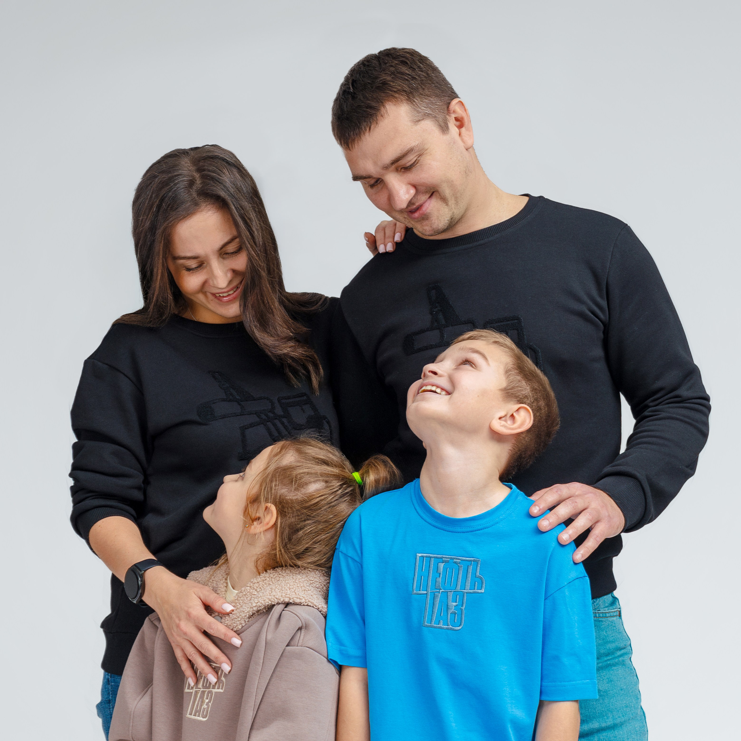 Фотосъемка одежды для маркетплейсов в СПб | Каталогизация товаров