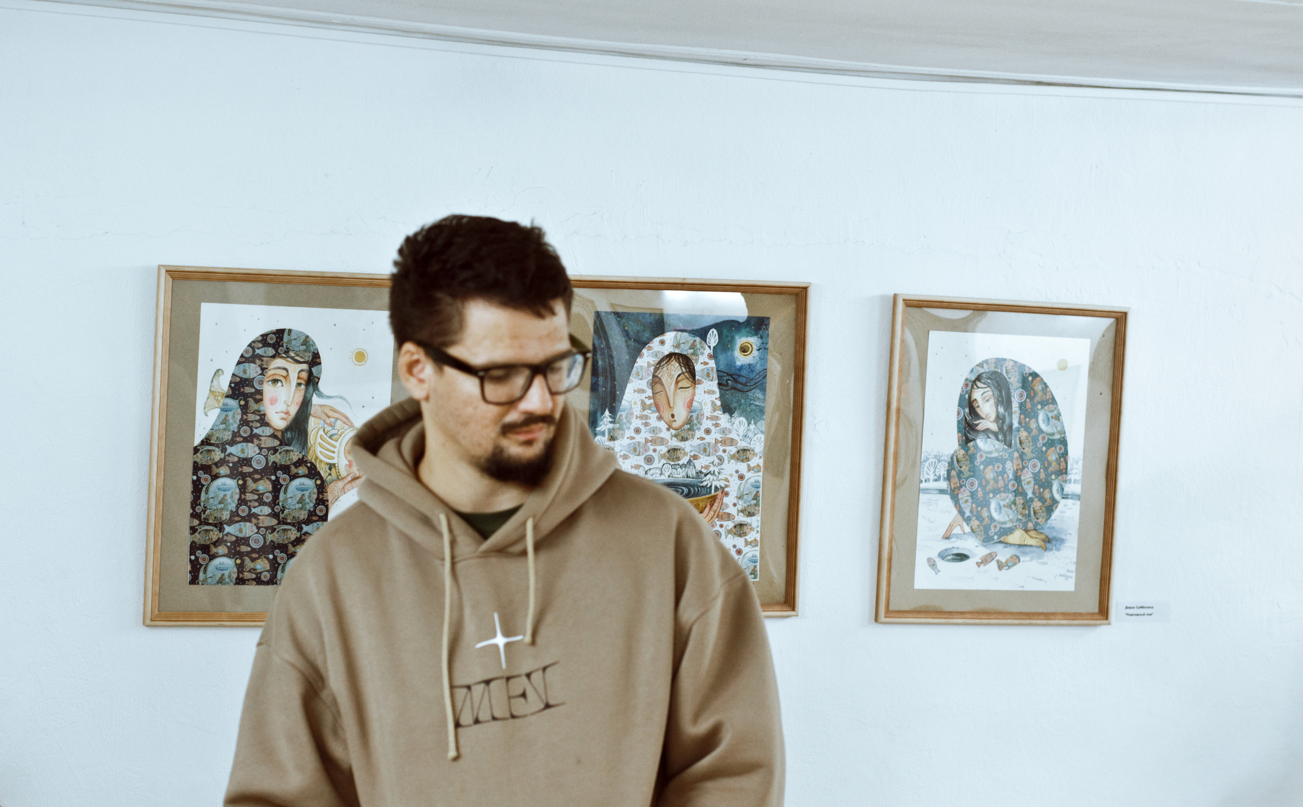 Выставка «Паттерн: повторение как одна из форм изменения». Репортажный фотограф в Симферополе Зареев Иван