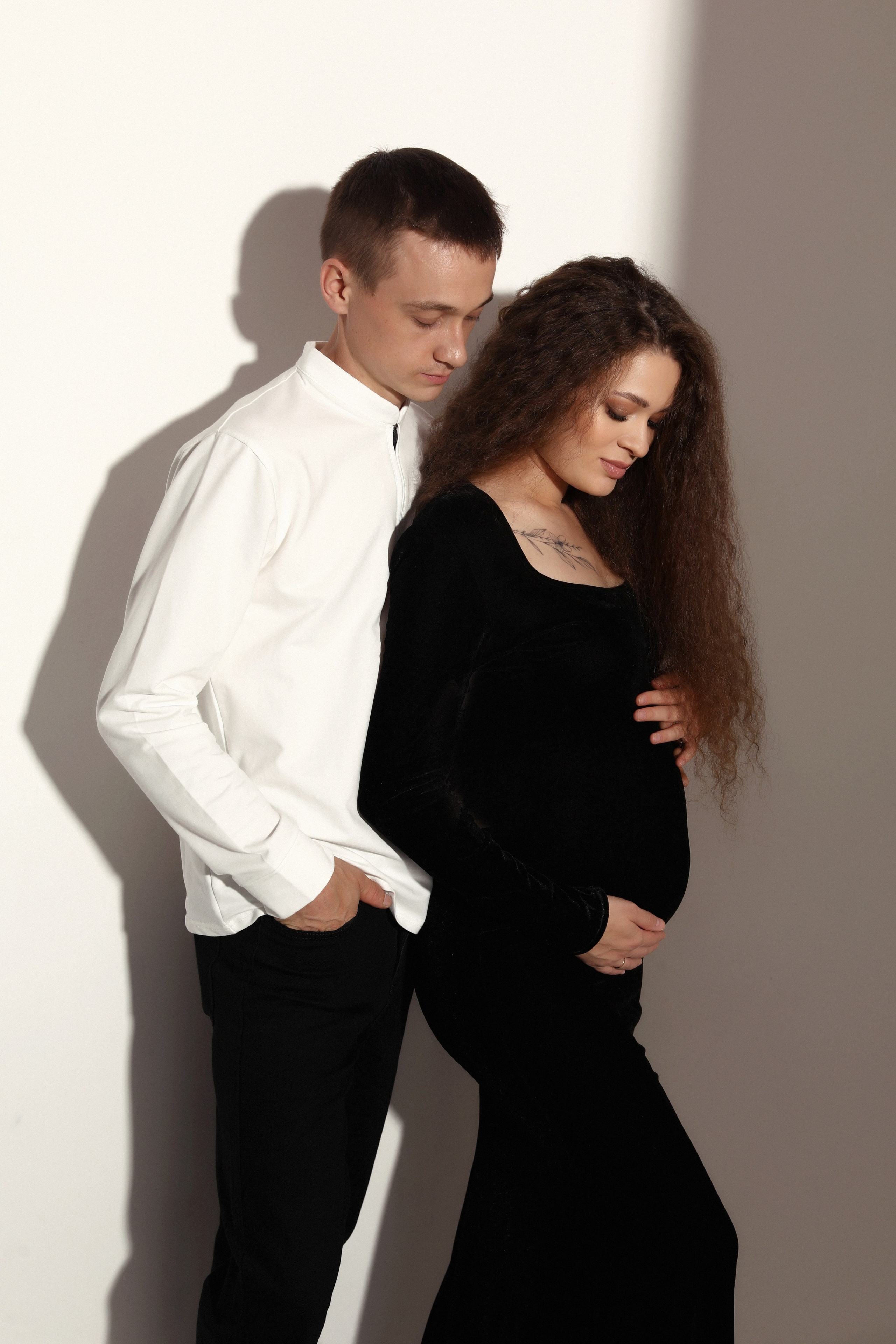 Беременная фотосессия. SASHA BUYANOVA PHOTO