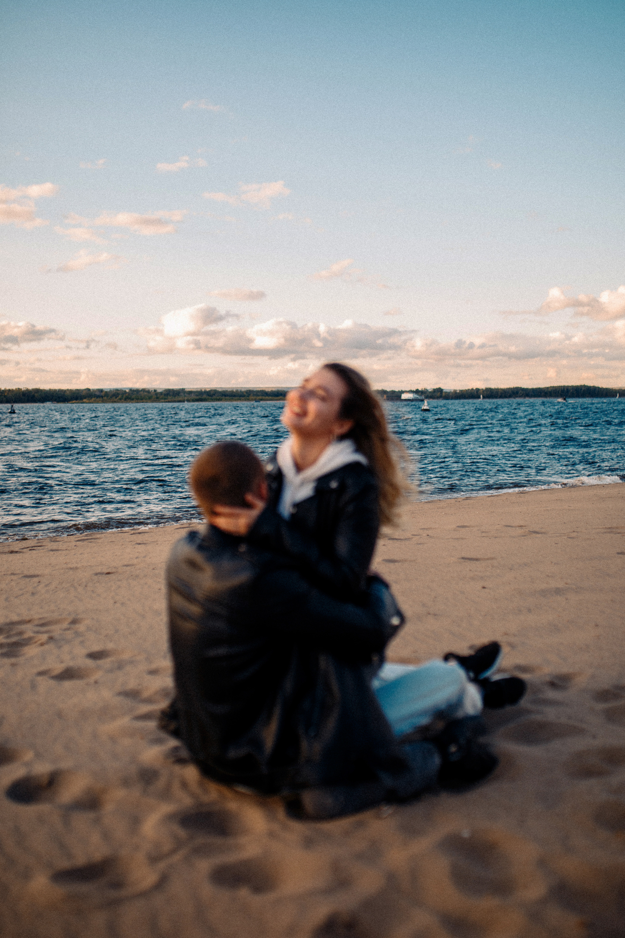 Максим и Настя на набережной, г Самара. Фотограф в Смоленске Ольга Давыдова