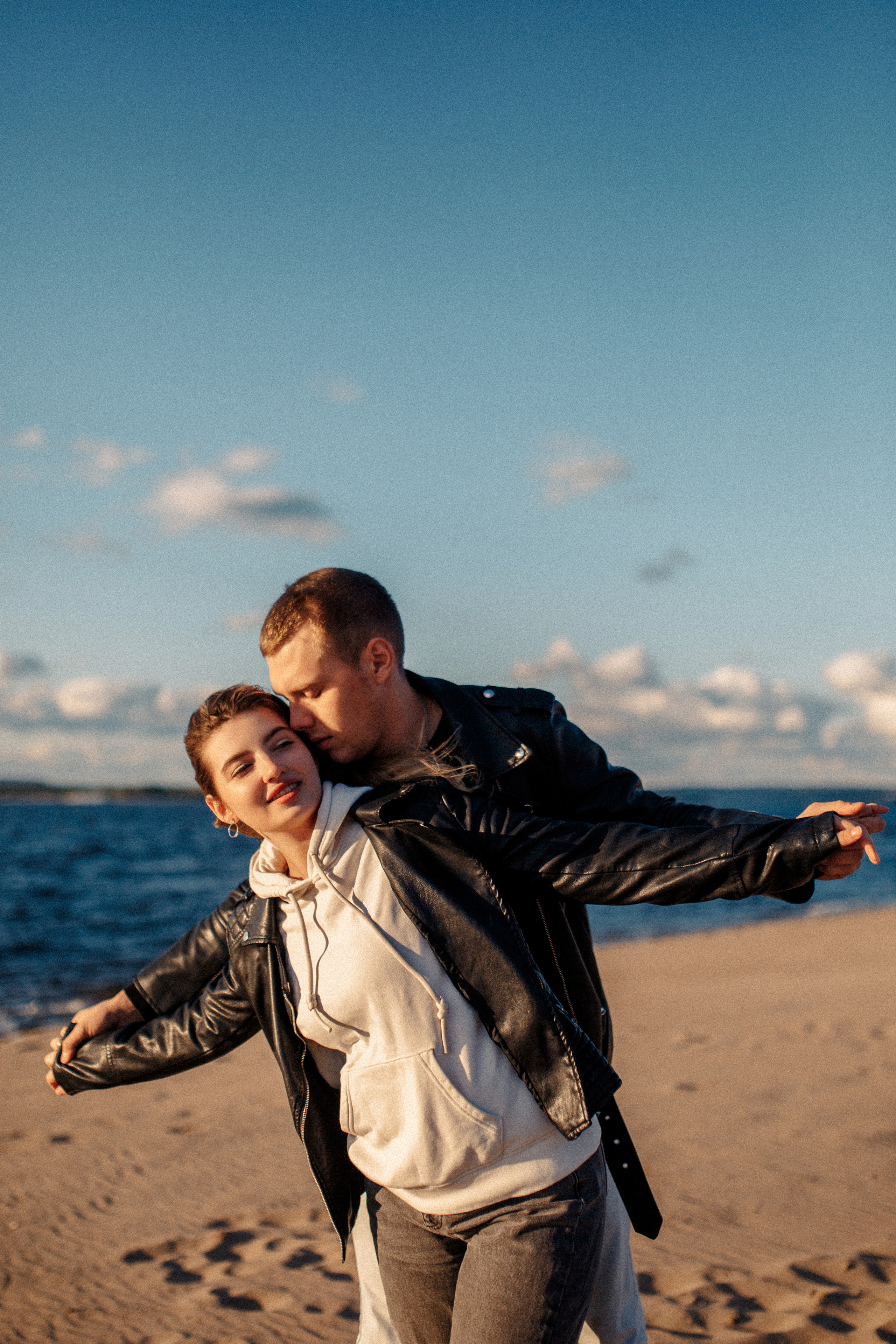 Максим и Настя на набережной, г Самара. Фотограф в Смоленске Ольга Давыдова