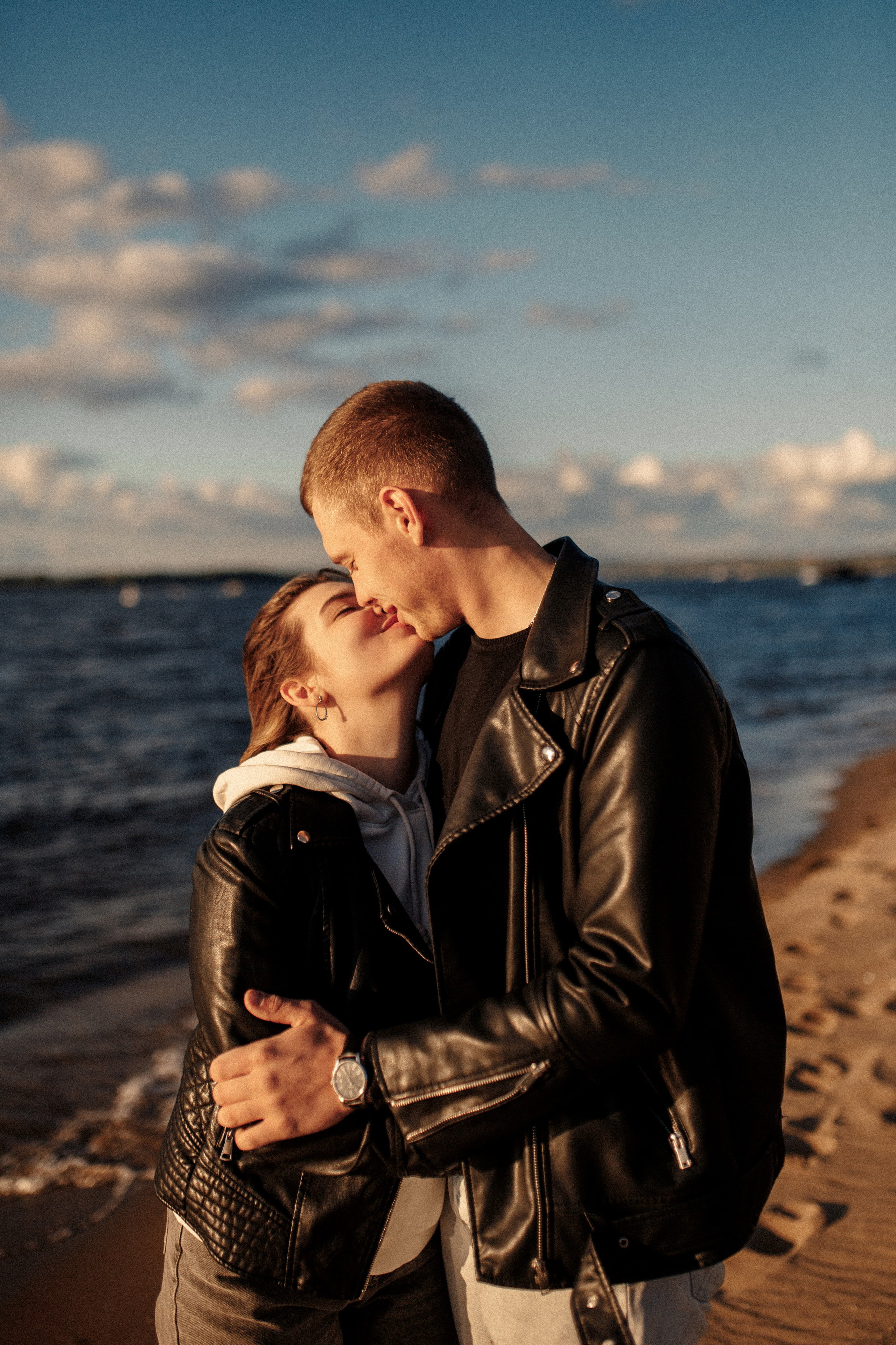 Максим и Настя на набережной, г Самара. Фотограф в Смоленске Ольга Давыдова