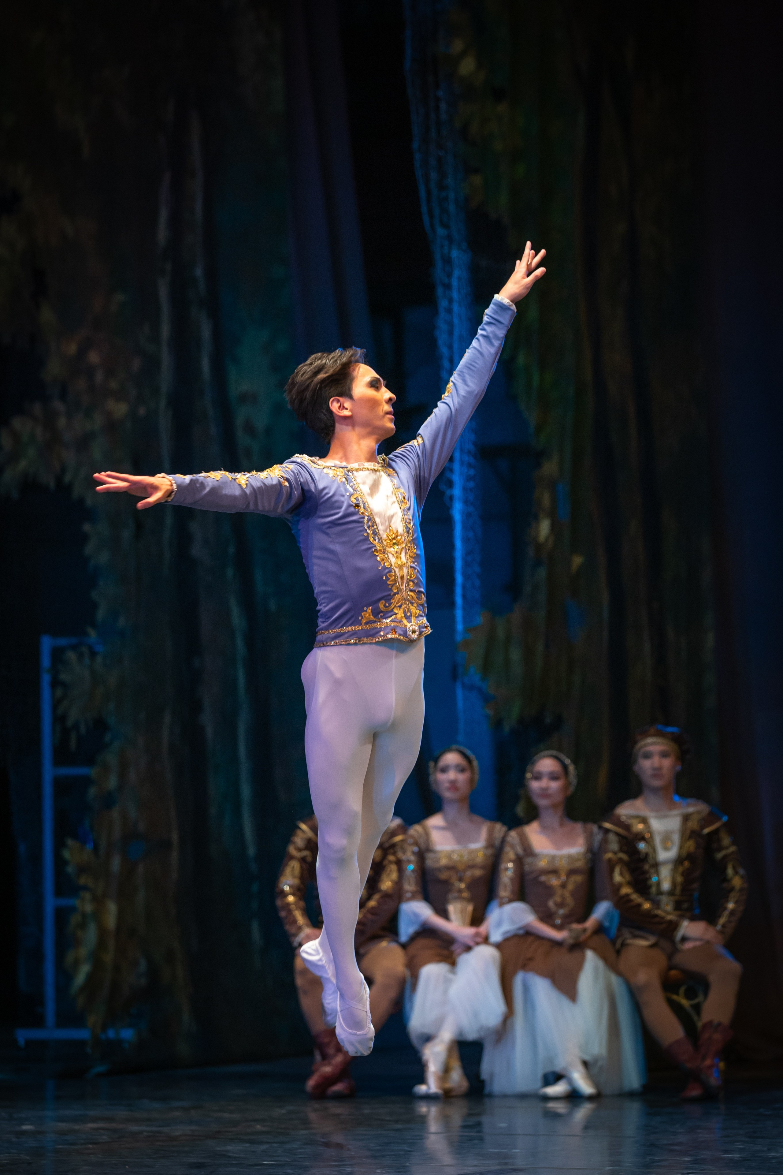 «Лебединое озеро» ГАТОБ г. Алматы 2024. Jora Abramov | Коммерческий и репортажный фотограф в Алматы