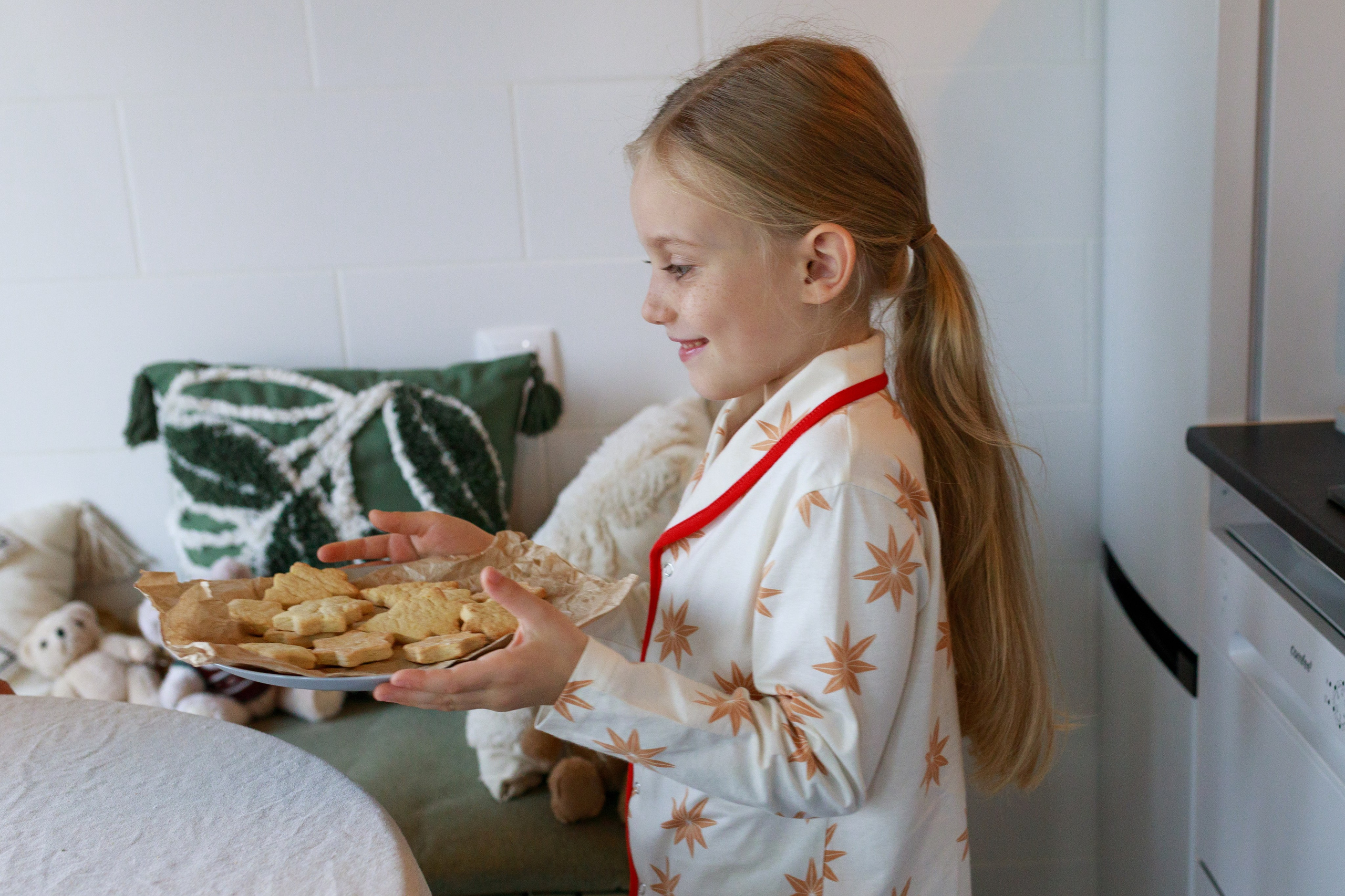 MJOLK. Пижамы. Римма Зайцева контент для брендов