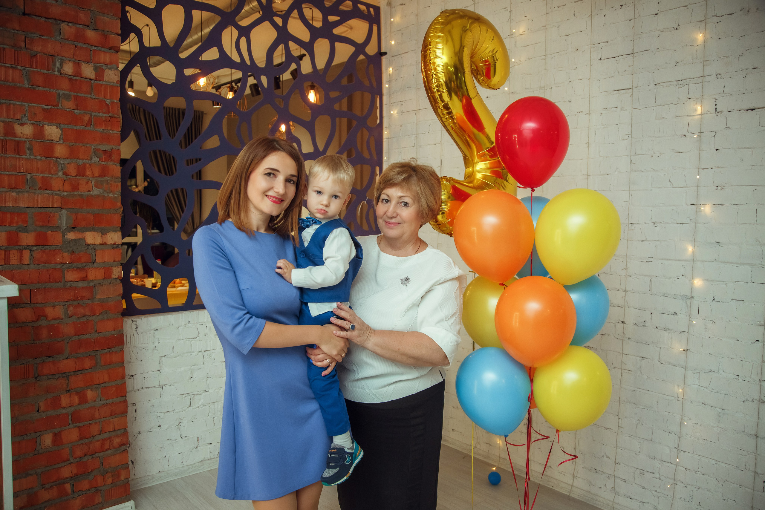 2 годика Артемию. Фотограф на Крещение, семейный фотограф в Москве