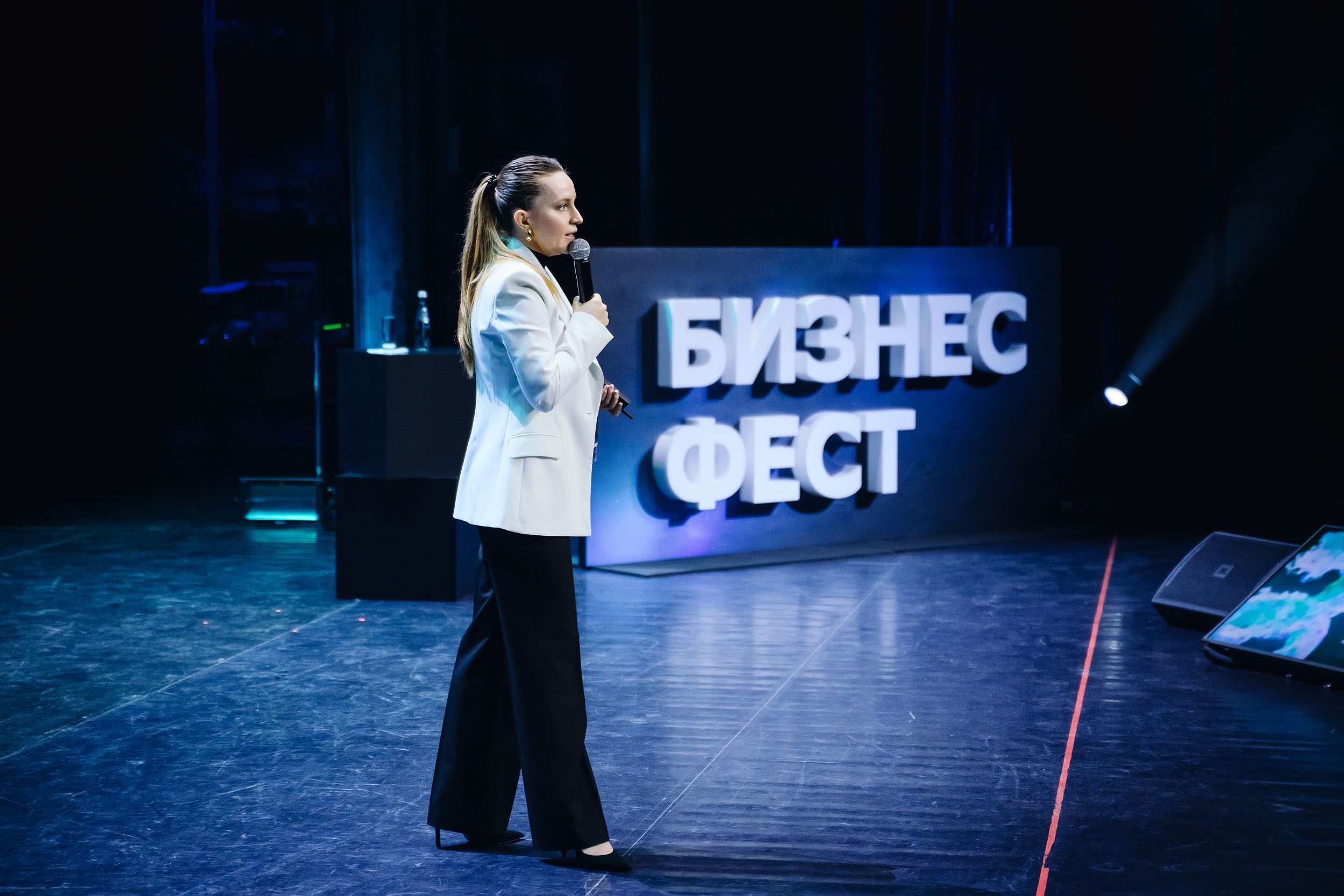 СБЕР Бизнес Фест. One Media Life: фоторепортажи, фотоотчеты с мероприятий и заведений