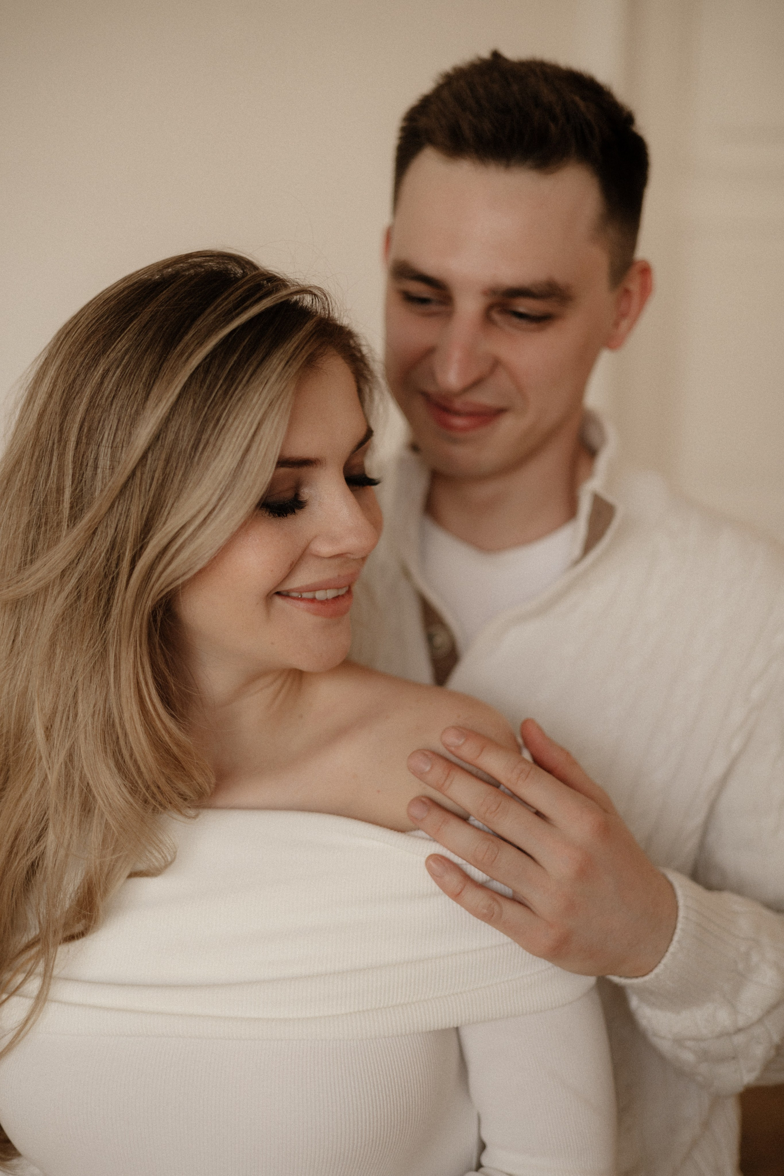 Беременная фотосессия в студии. Свадебный и портретный фотограф в Москве Анастасия Масюк