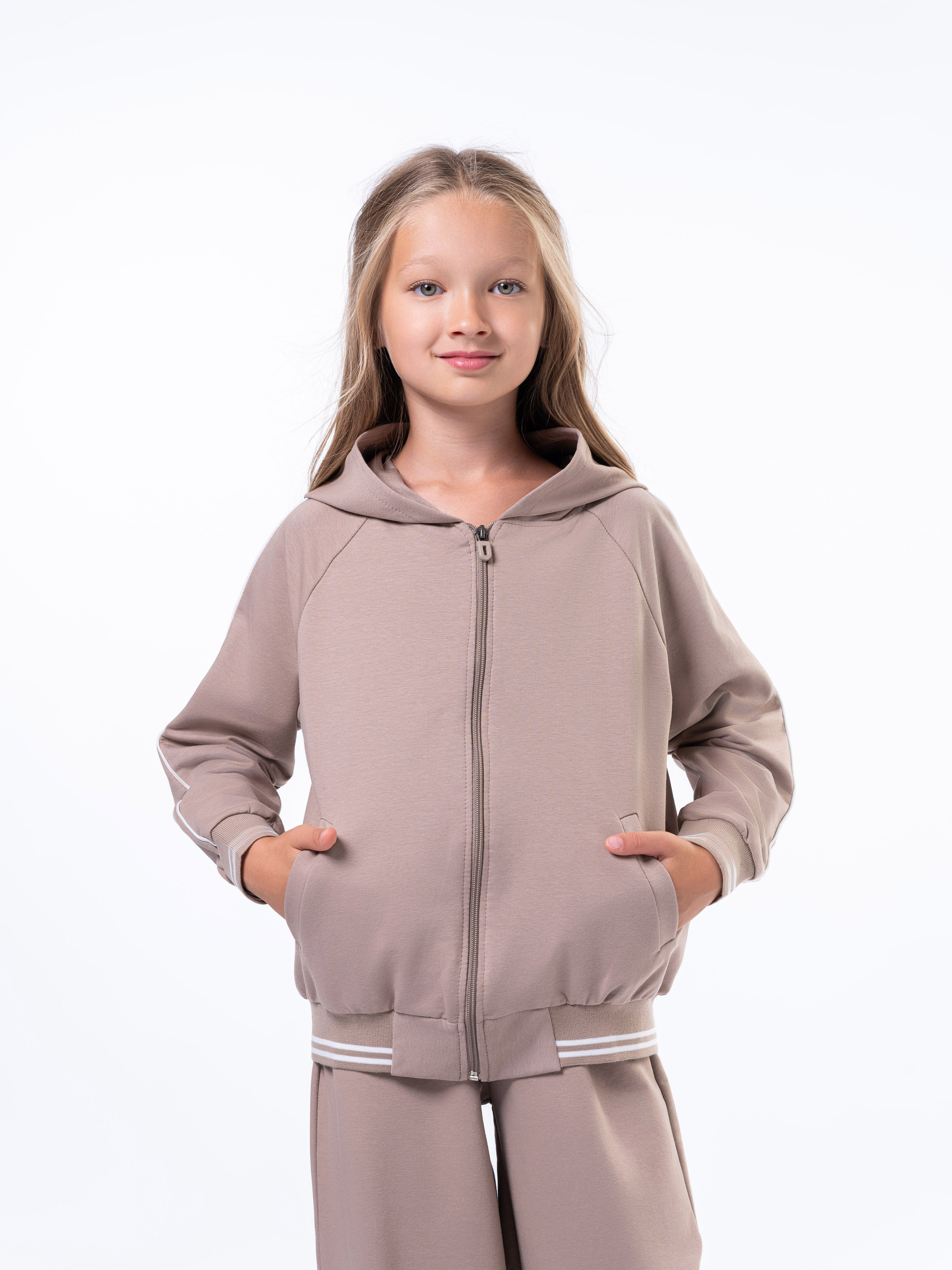 Каталог Дети. Студия рекламной и предметной съемки товаров WELKO Studio