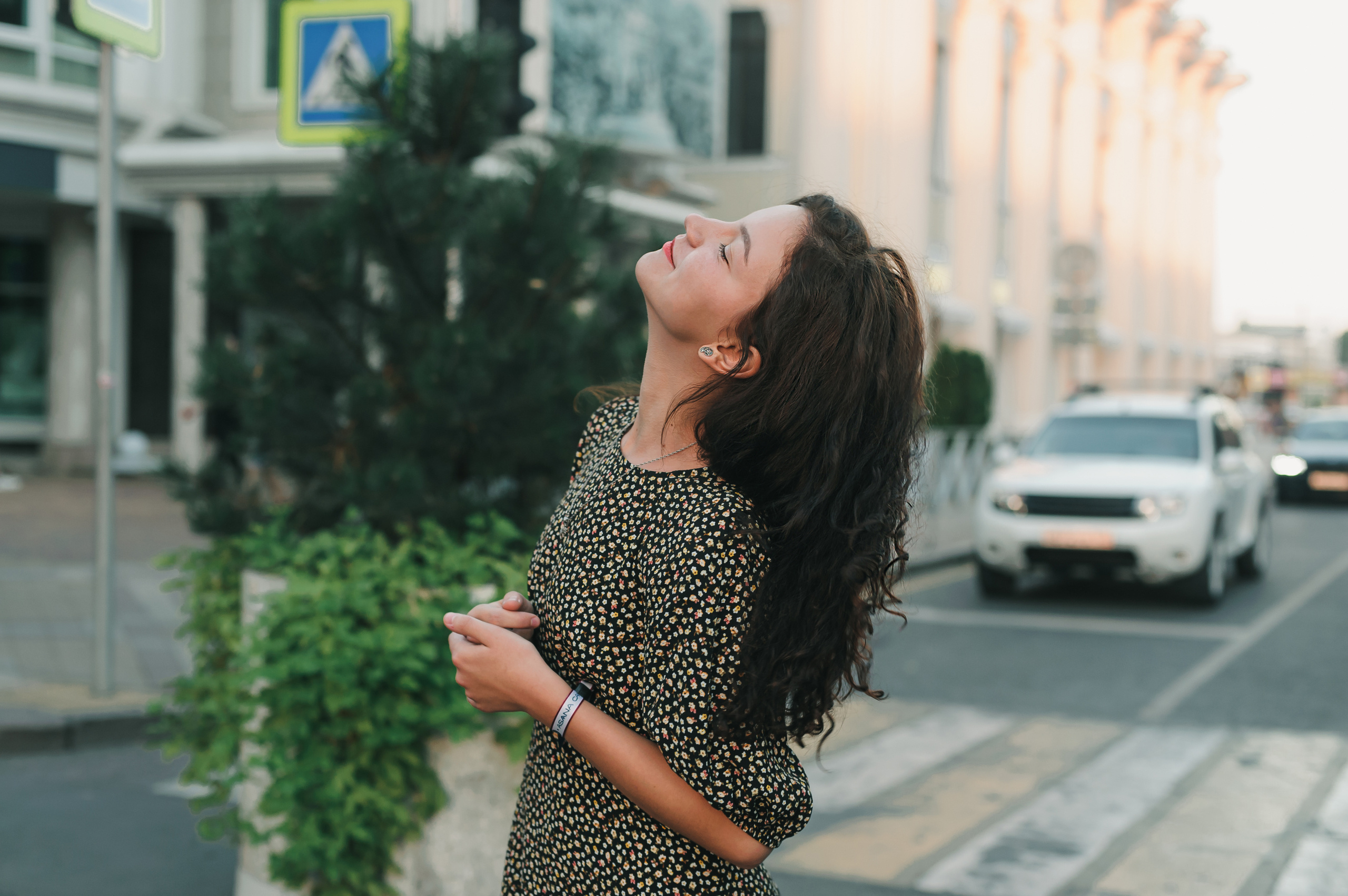 Городская фотопрогулка с Ладой. Семейный фотограф Ульяна Вишнякова