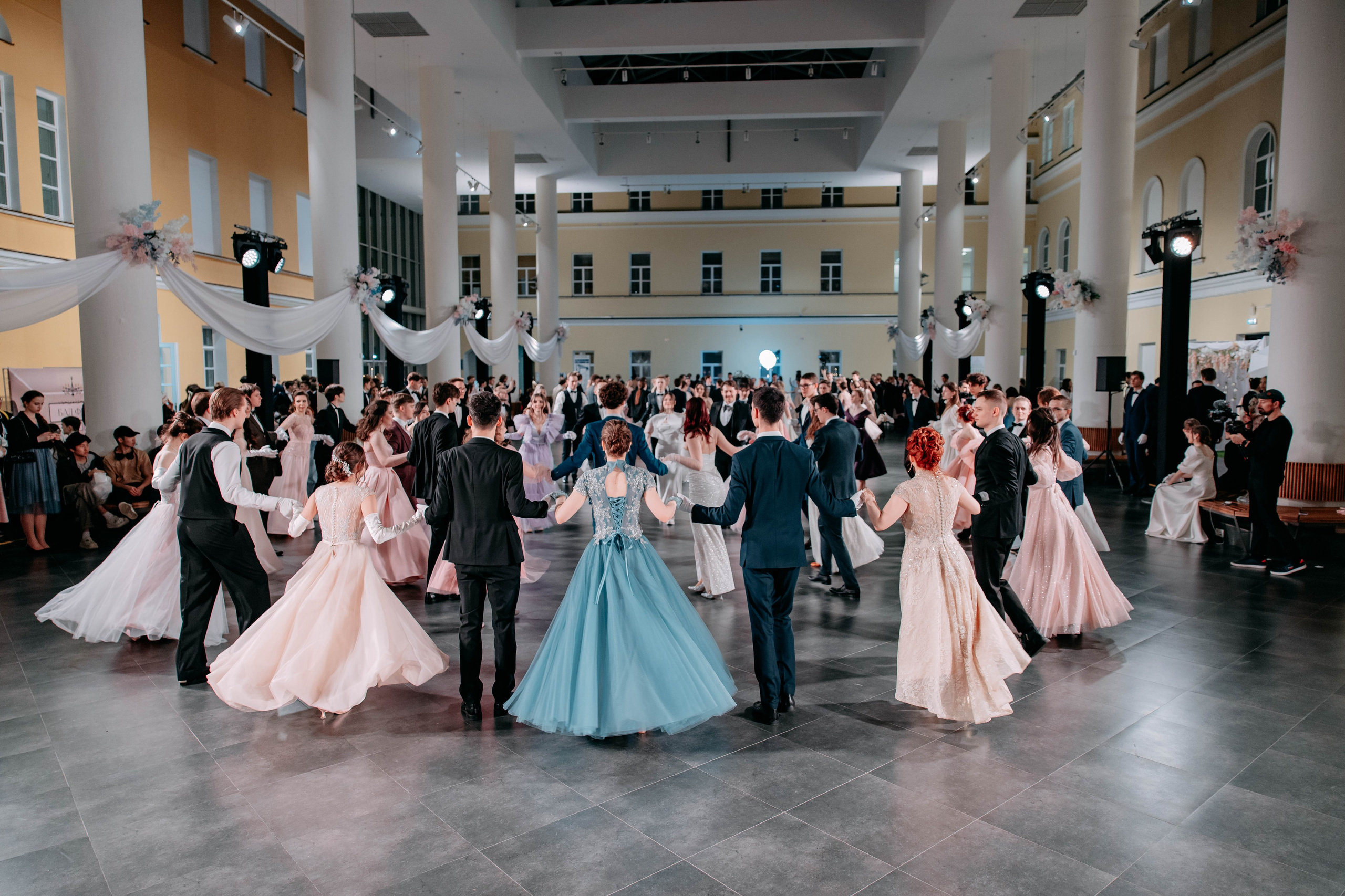 Бал студентов ВШЭ. Фото и видео съемка. Андрей Ионов