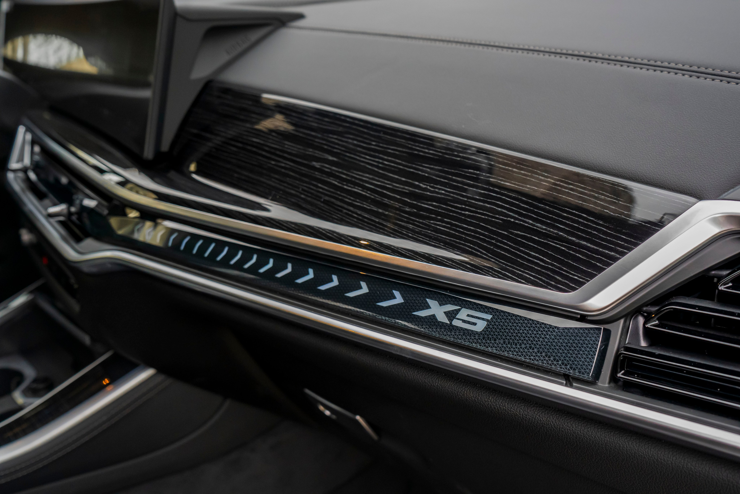 BMW X5. Автомобильный фотограф Ногинск Денис Городок