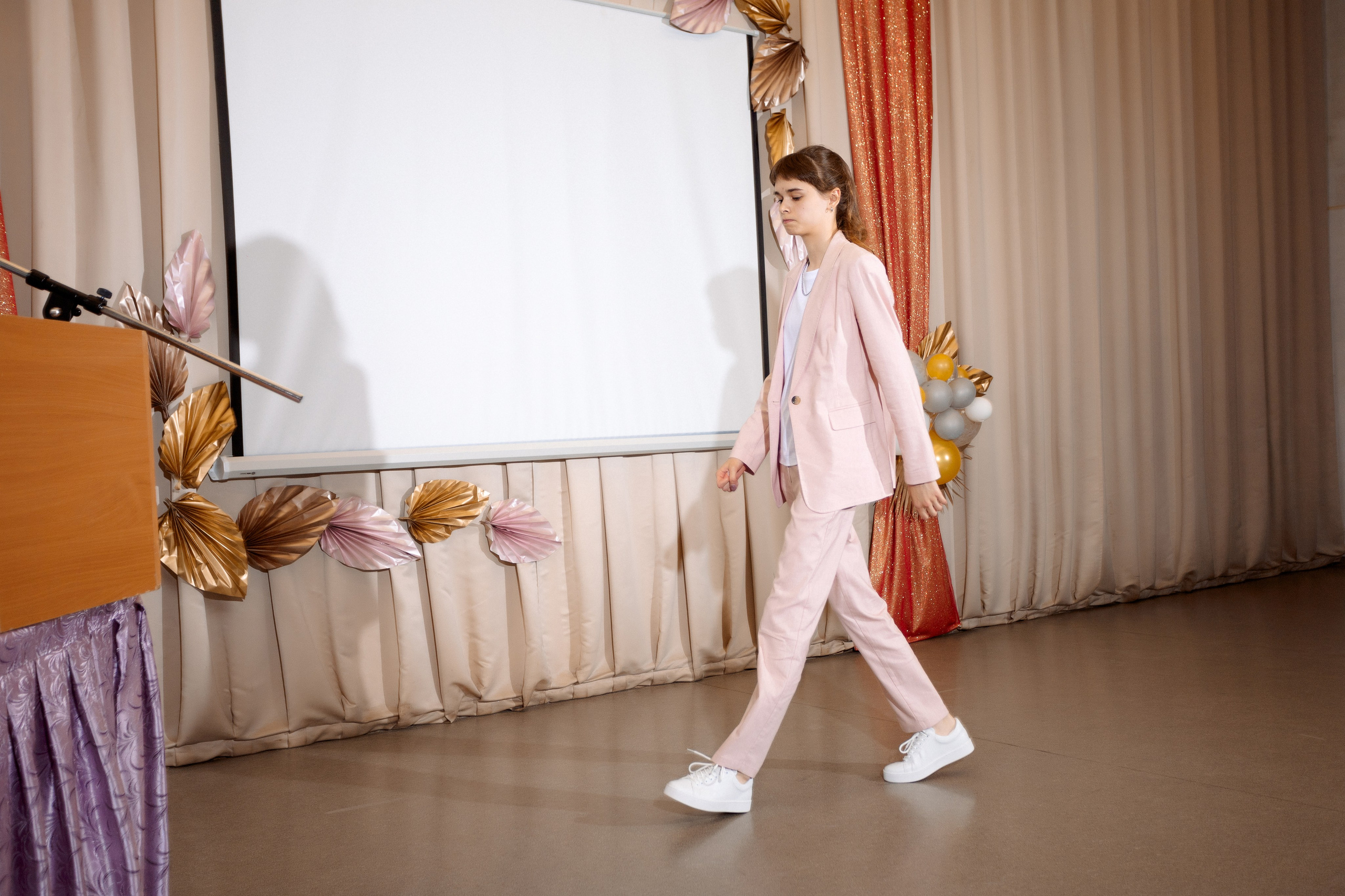 ВРУЧЕНИЕ АТТЕСТАТОВ: Пример. Все фото. Профессиональный фотограф в Ижевске Леша Петров