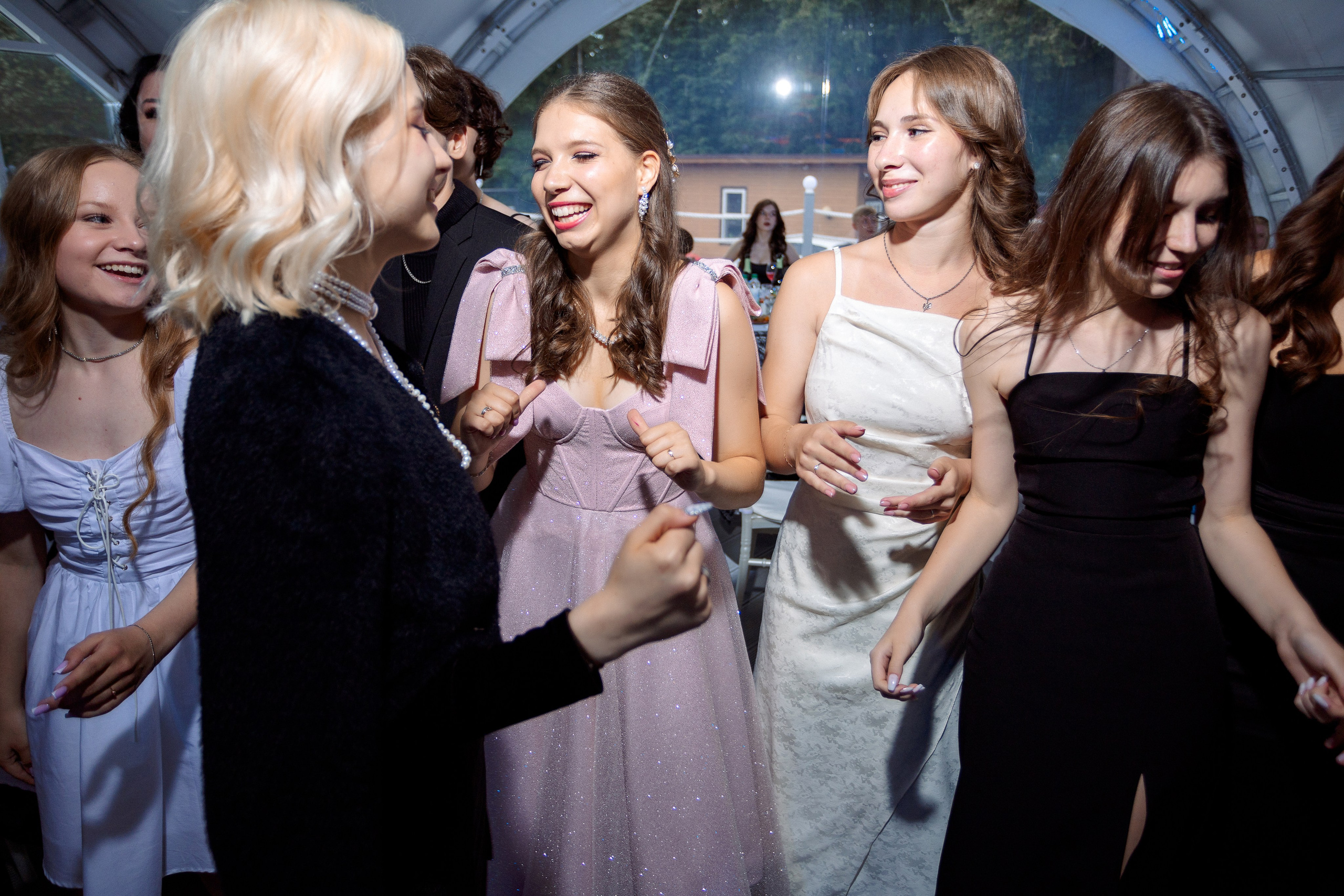 ВЫПУСКНОЙ: Волки-Липки. Все фото. Профессиональный фотограф в Ижевске Леша Петров