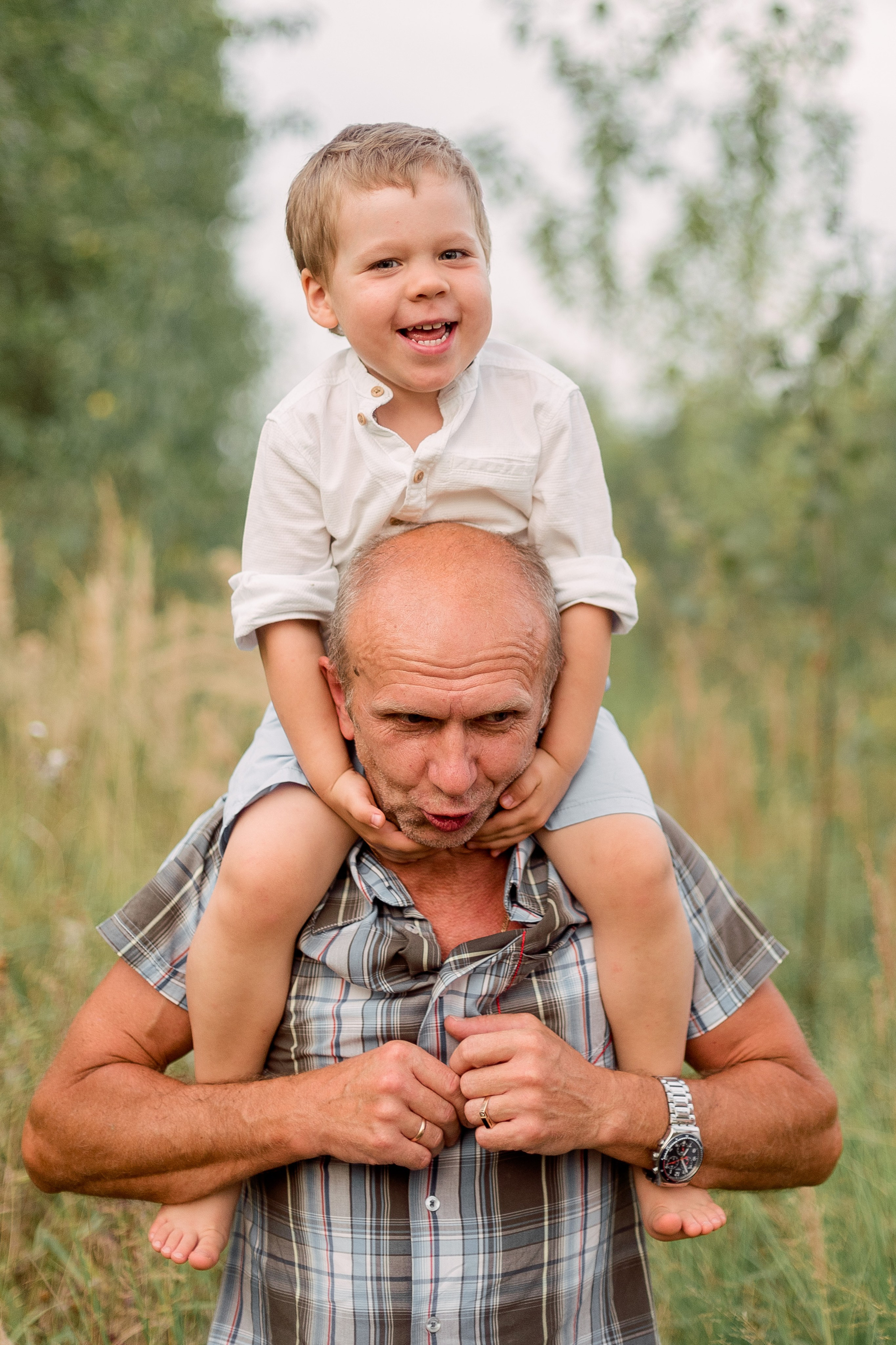 В поле. Фотограф Юлия Попова