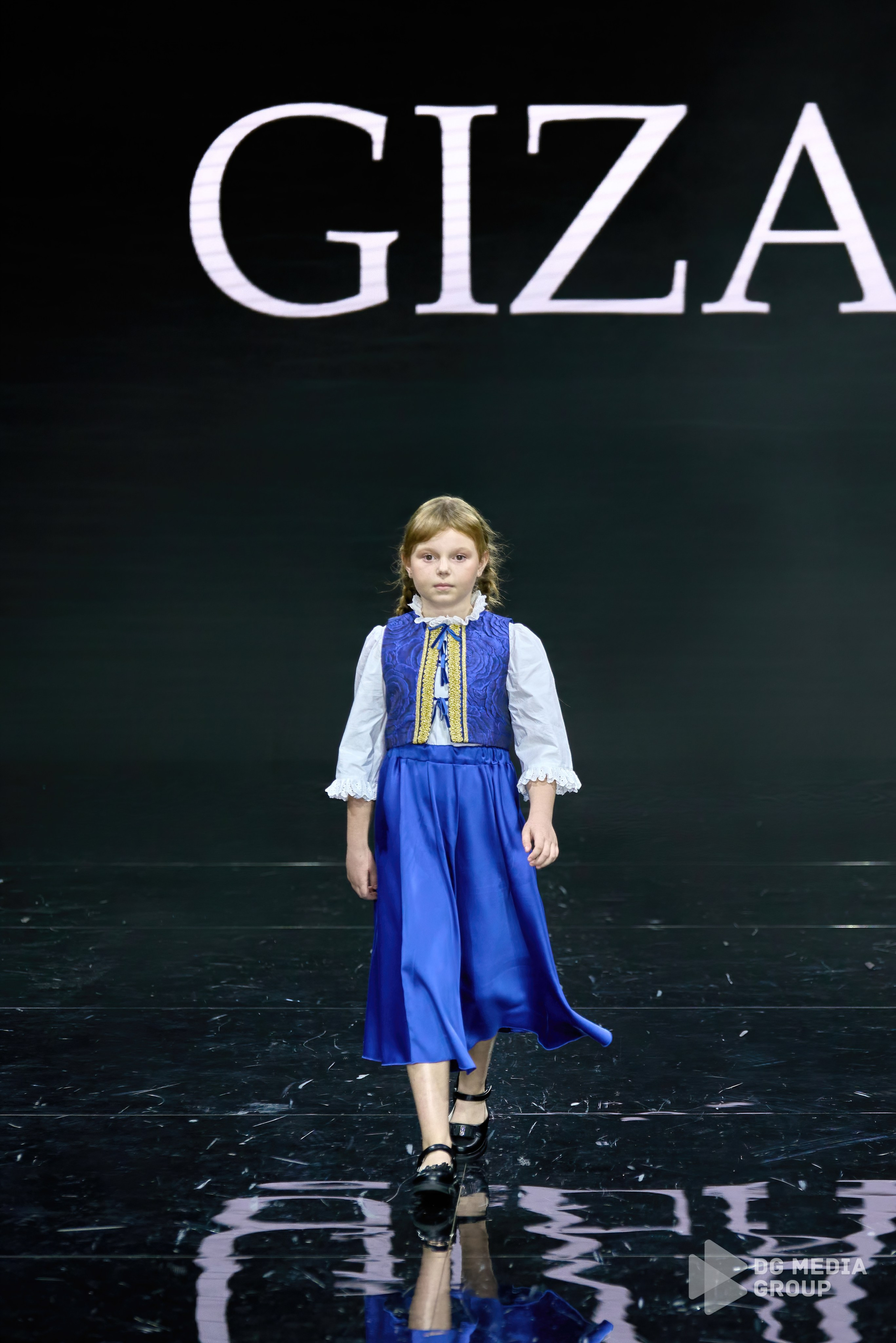 Giza | sfw 2025 | the fragment. DG MEDIA GROUP | Контент для модных показов и концертов