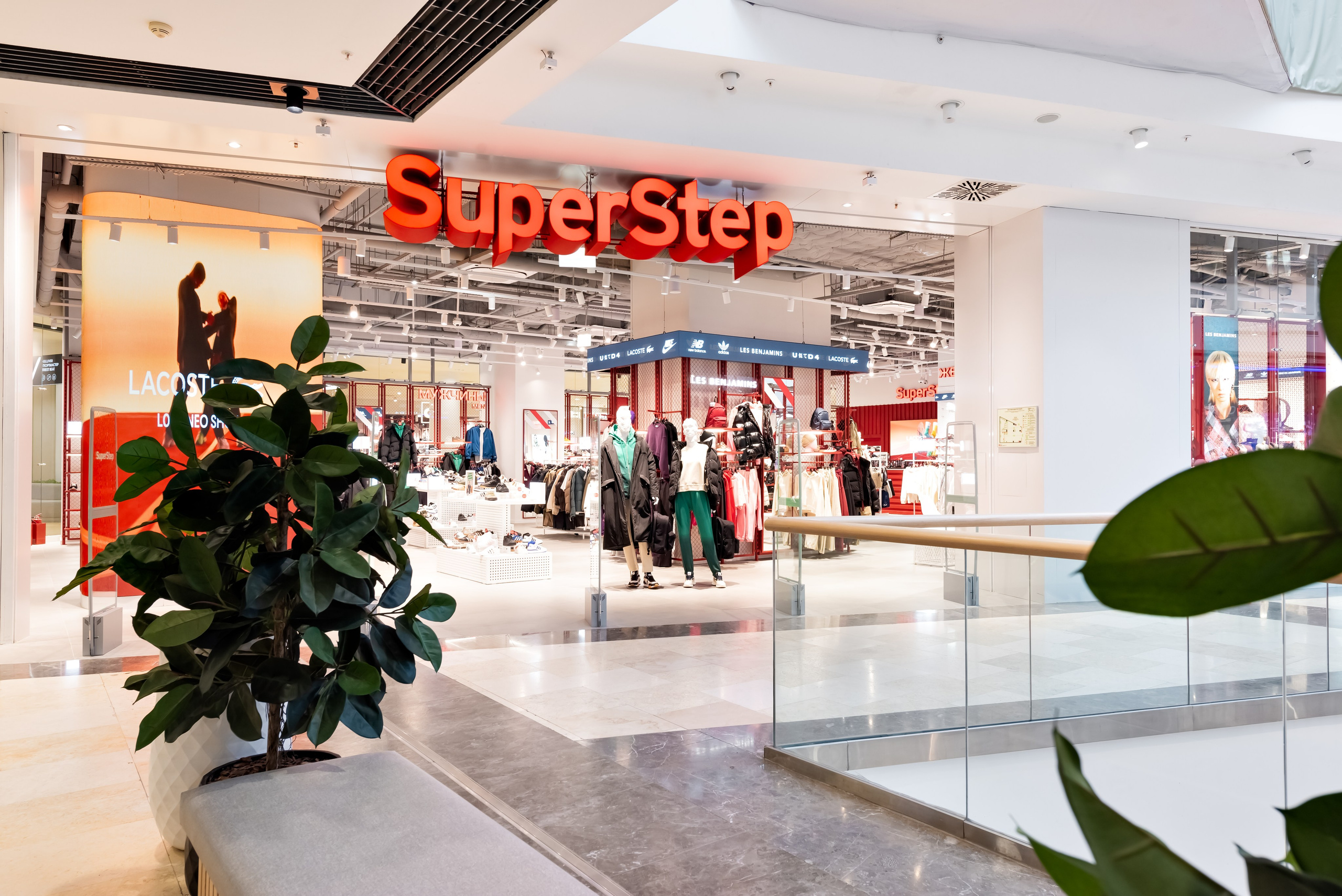 ТРЦ Аура. Интерьерный фотограф в Новосибирске Дмитрий Шибаев