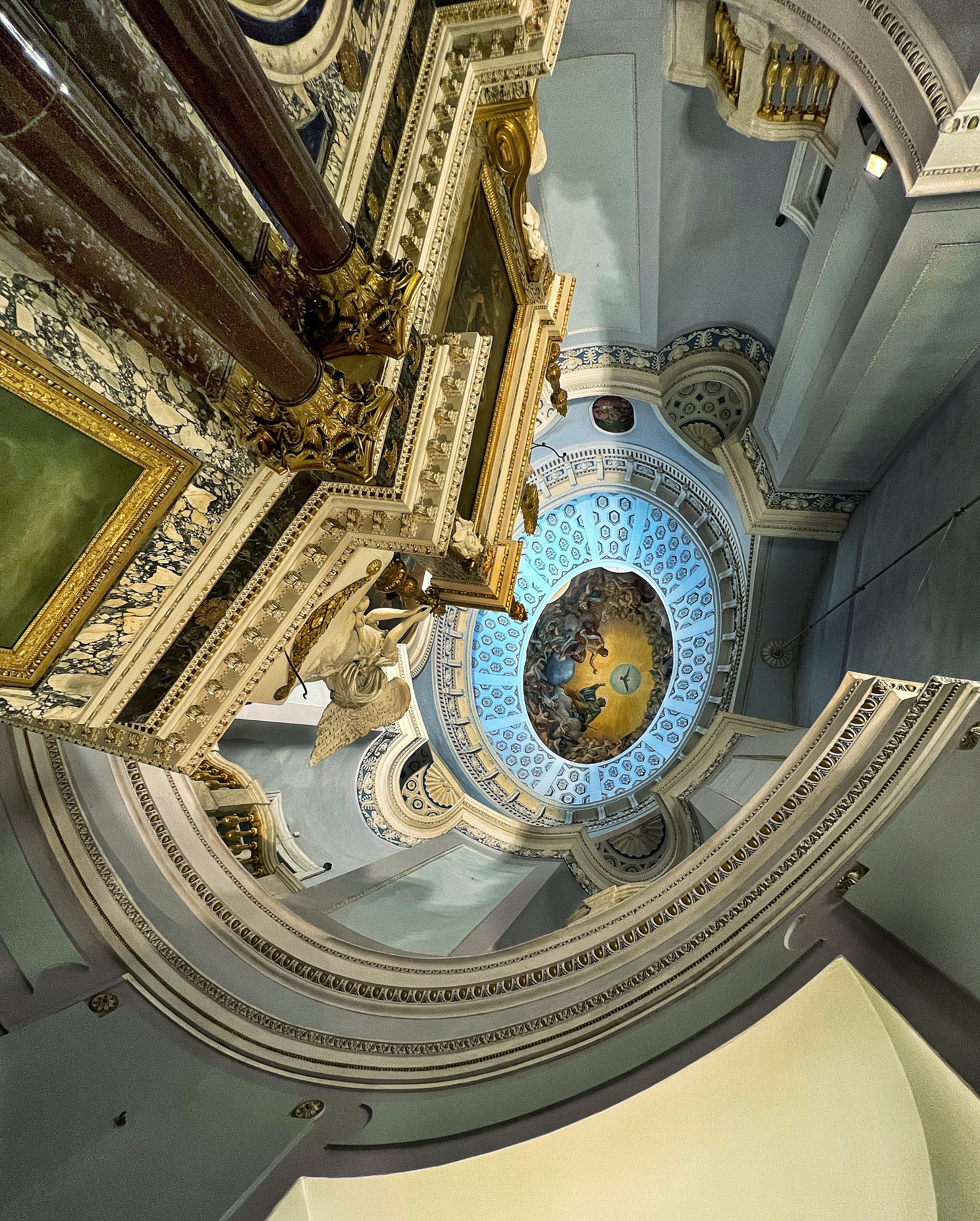 Снято на телефон. Фотография, ретушь, сканирование, восстановление старых фото, интерьерная съёмка, студия. Данилов Александр, Москва