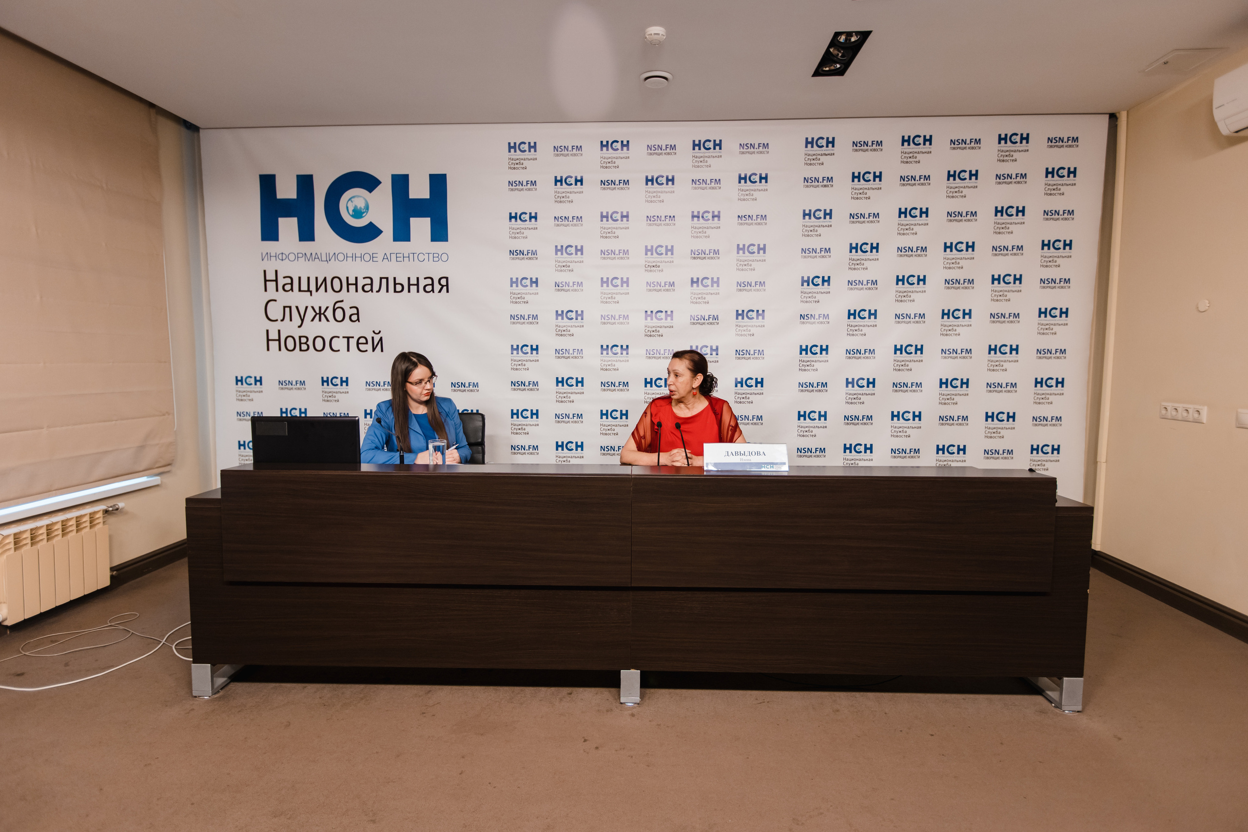 Пресс-конференция в НСН (Илона Давыдова). Фотограф Ольга Махалова — Санкт-Петербург, Москва, Нижний Новгород