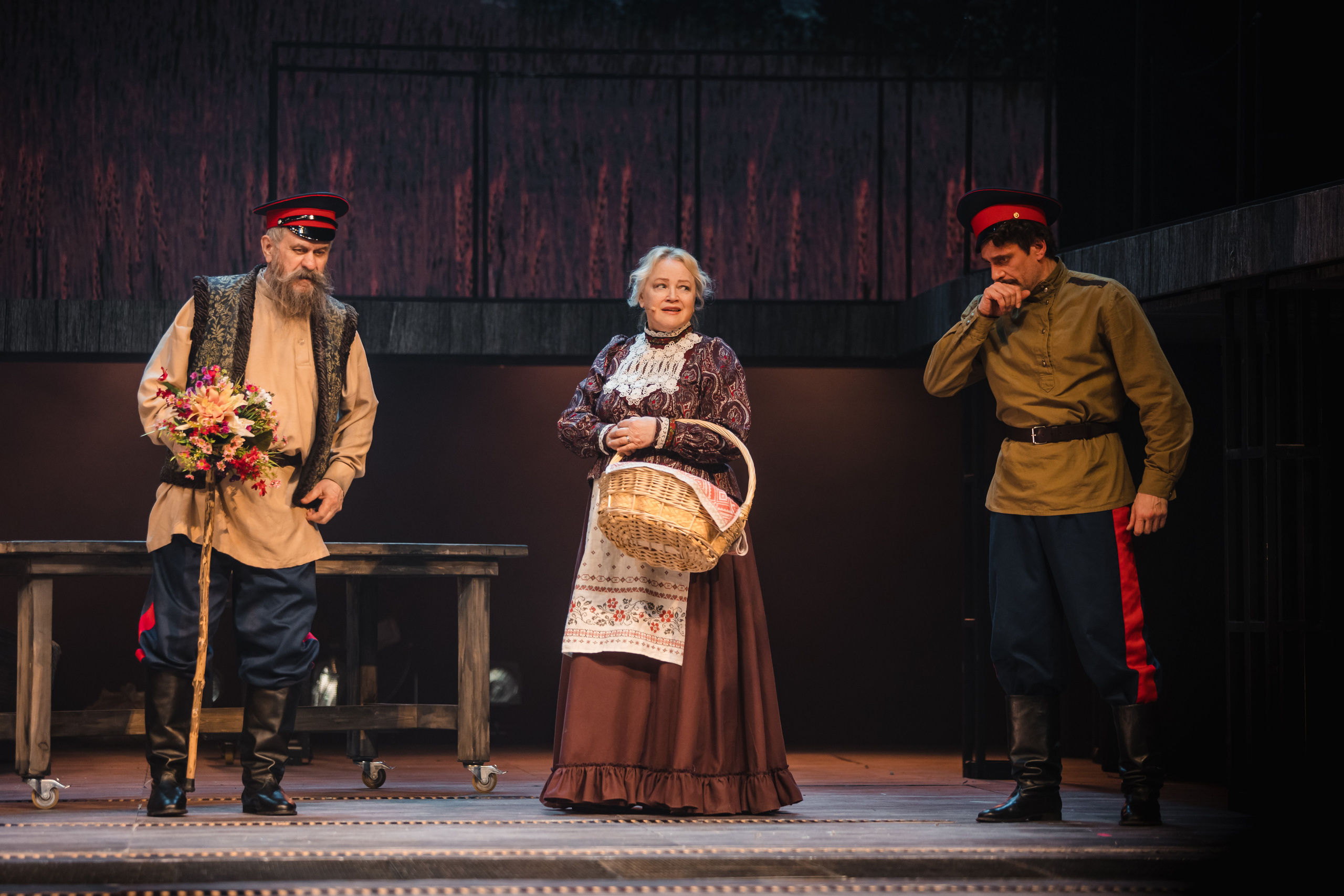 Спектакль «Тихий Дон», театр «Русская песня». Фотограф Ольга Махалова — Санкт-Петербург, Москва, Нижний Новгород