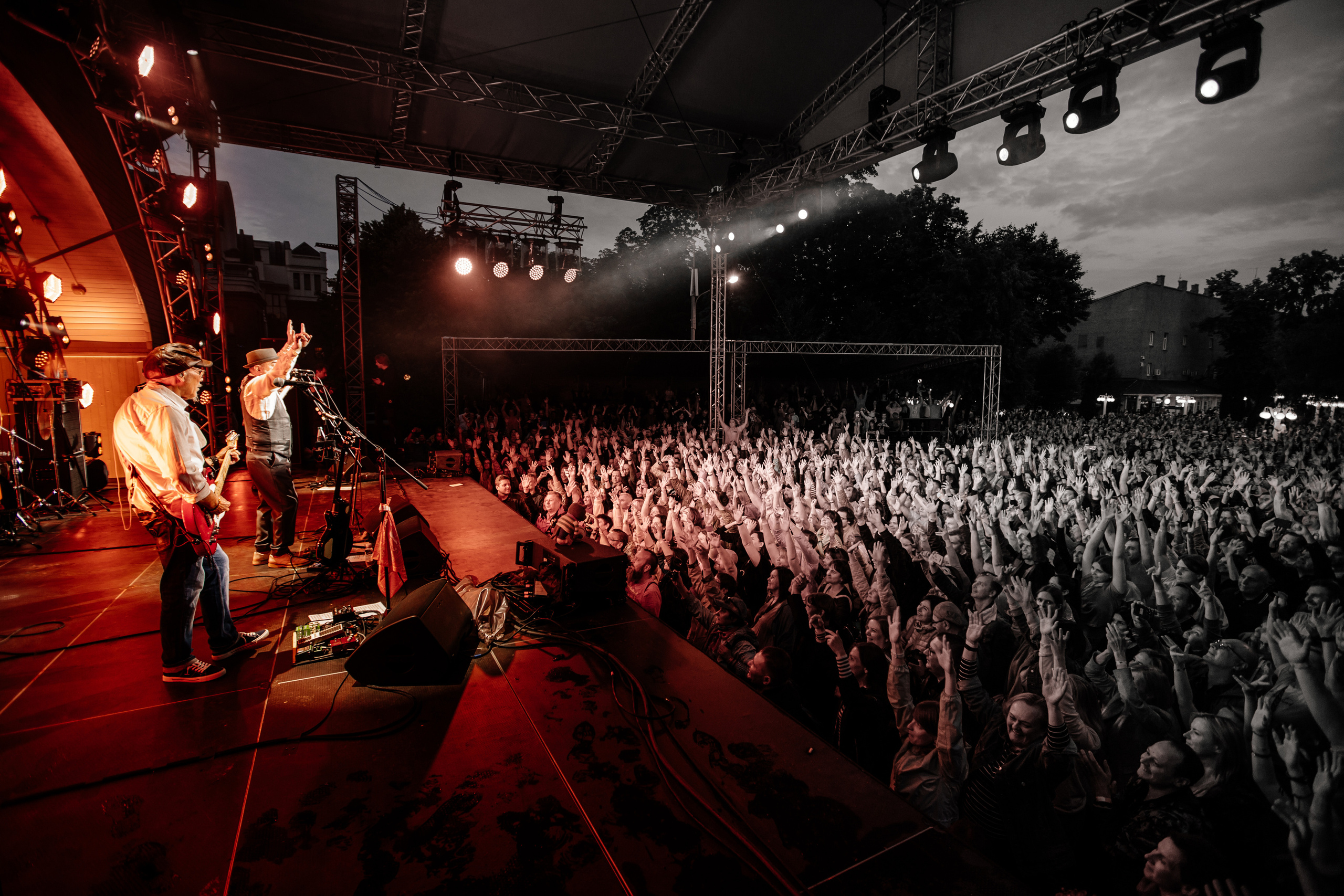 Чайф, сад Эрмитаж. Фотограф Ольга Махалова — Санкт-Петербург, Москва, Нижний Новгород