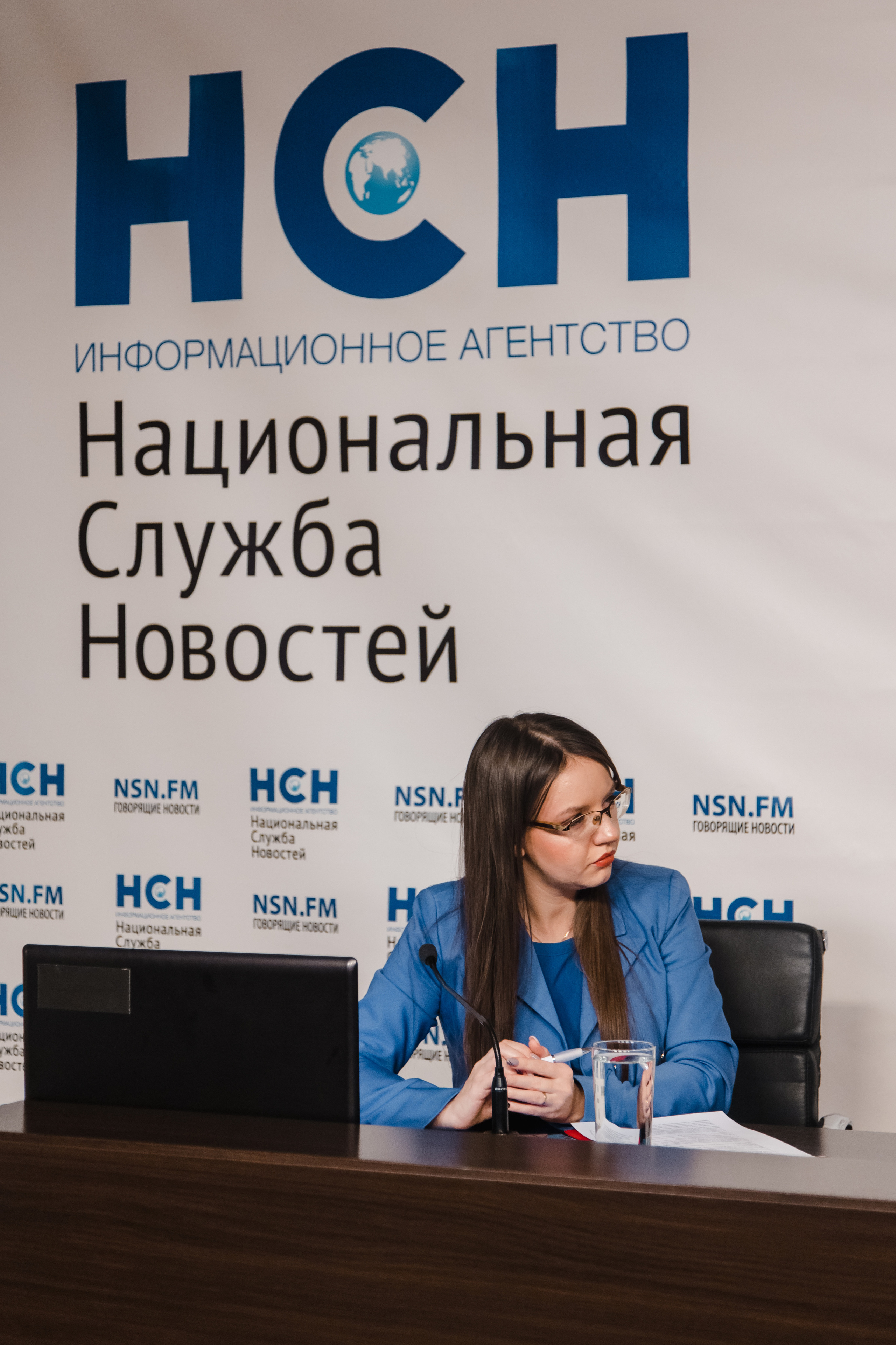 Пресс-конференция в НСН (Илона Давыдова). Фотограф Ольга Махалова — Санкт-Петербург, Москва, Нижний Новгород