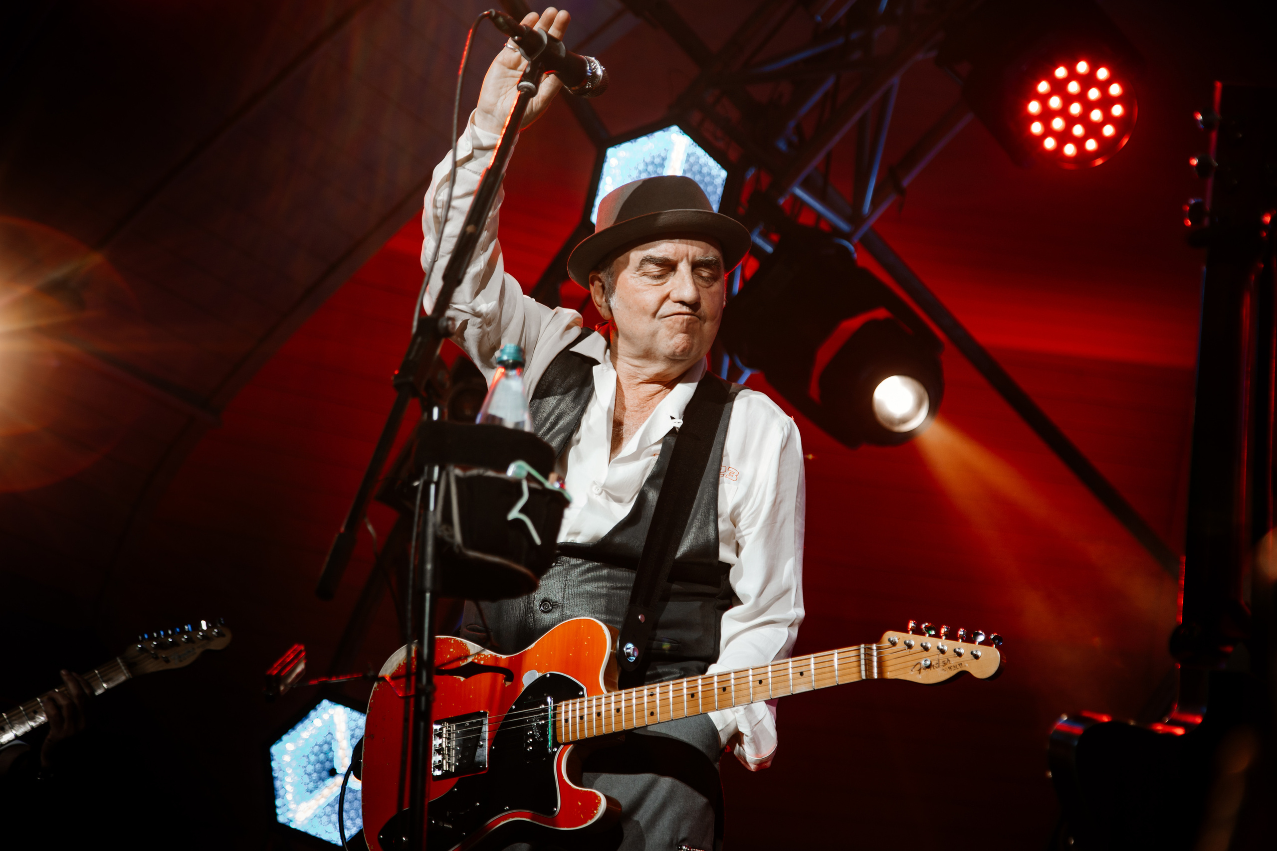 Чайф, сад Эрмитаж. Фотограф Ольга Махалова — Санкт-Петербург, Москва, Нижний Новгород