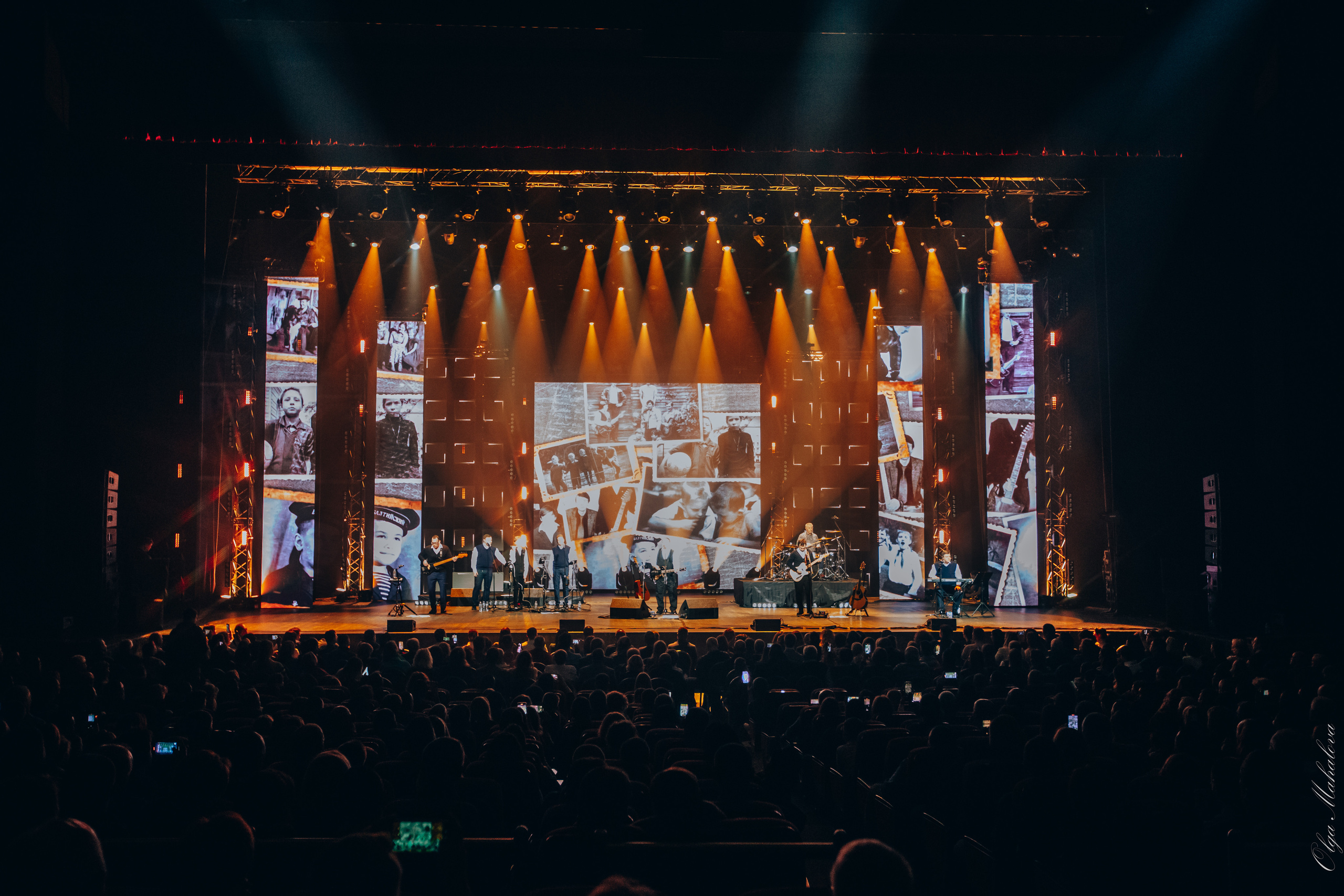 Любэ в Crocus City Hall. Фотограф Ольга Махалова — Санкт-Петербург, Москва, Нижний Новгород