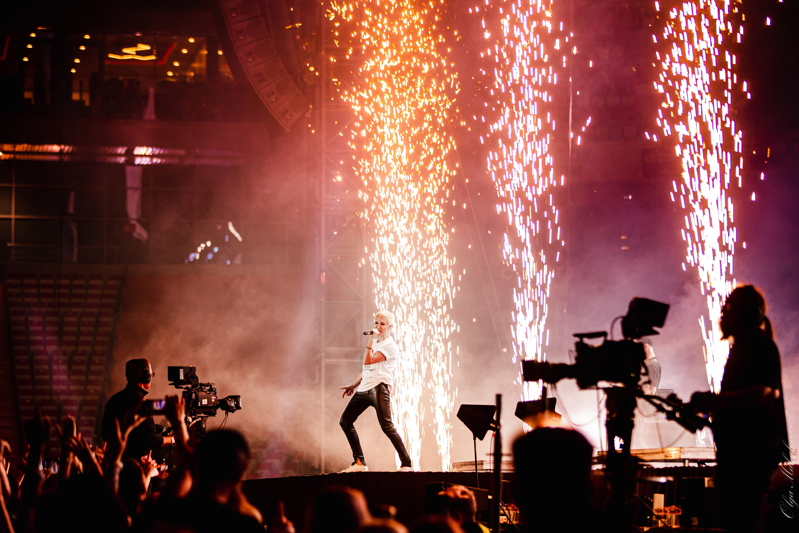Диана Арбенина и Ночные Снайперы, Открытие Банк Арена. Фотограф Ольга Махалова — Санкт-Петербург, Москва, Нижний Новгород