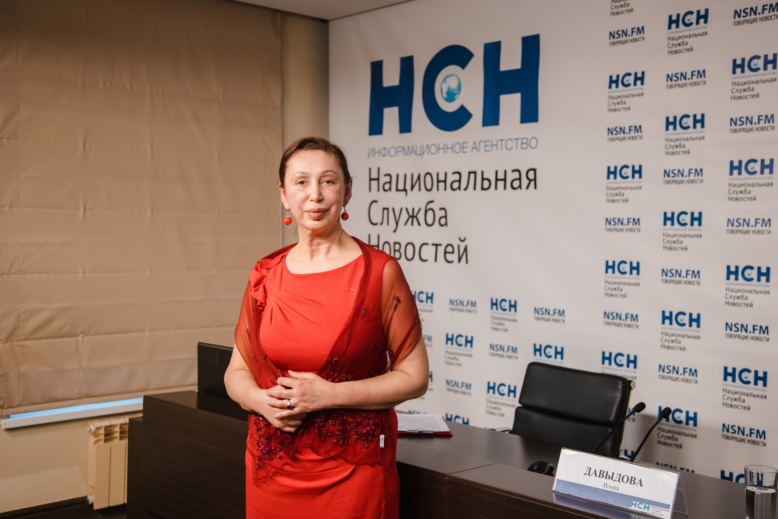 Пресс-конференция в НСН (Илона Давыдова). Фотограф Ольга Махалова — Санкт-Петербург, Москва, Нижний Новгород