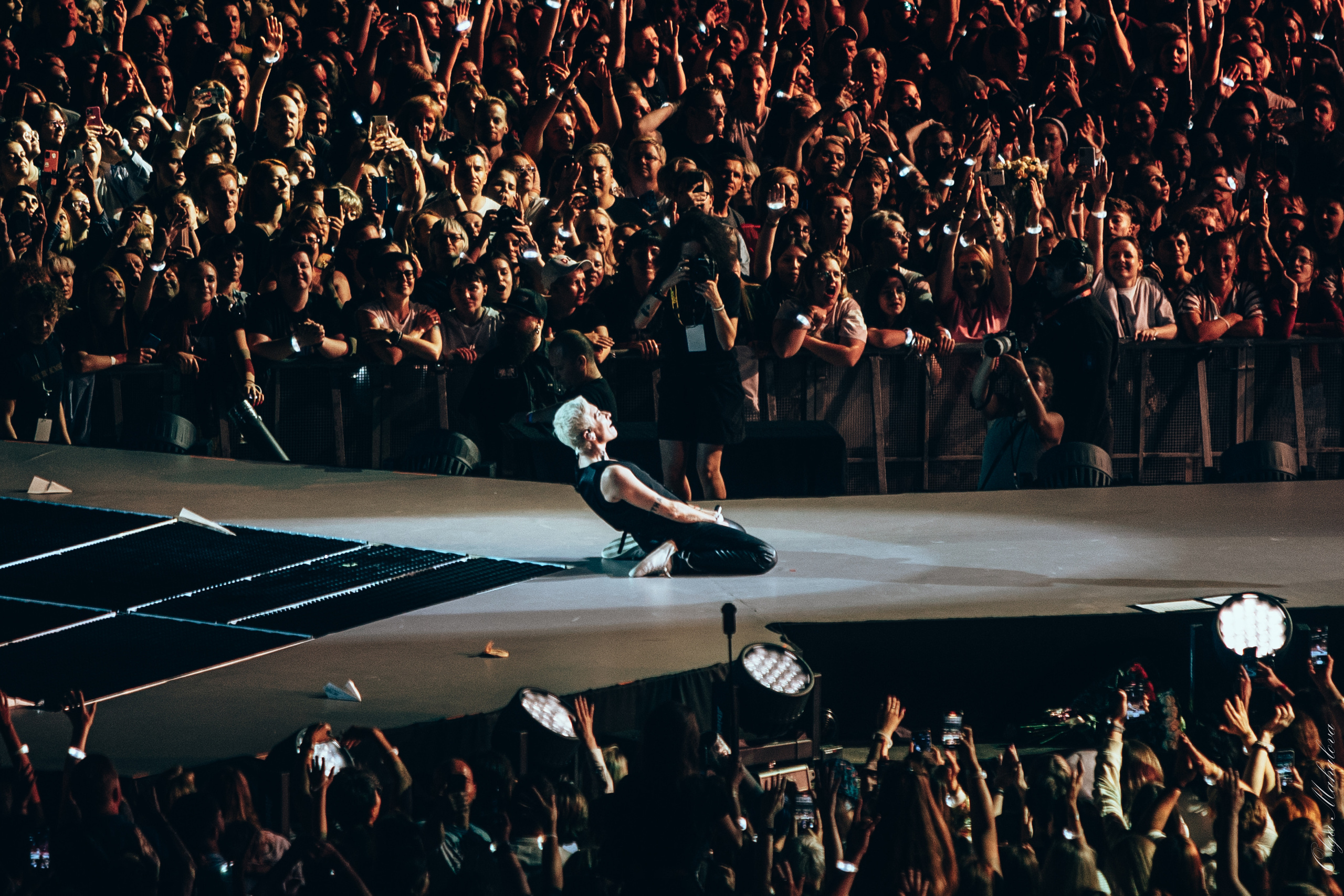 Диана Арбенина и Ночные Снайперы, Открытие Банк Арена. Фотограф Ольга Махалова — Санкт-Петербург, Москва, Нижний Новгород