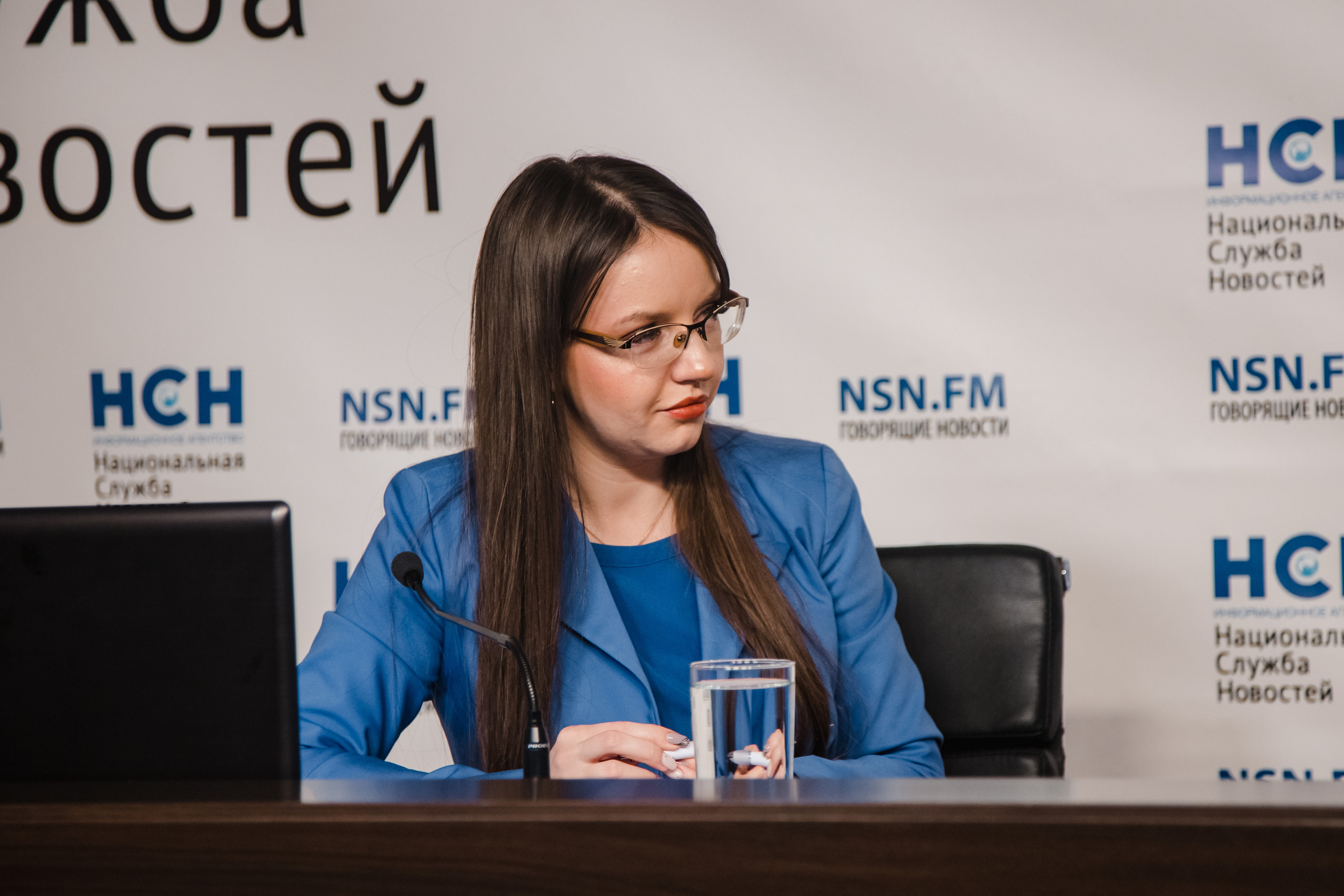 Пресс-конференция в НСН (Илона Давыдова). Фотограф Ольга Махалова — Санкт-Петербург, Москва, Нижний Новгород