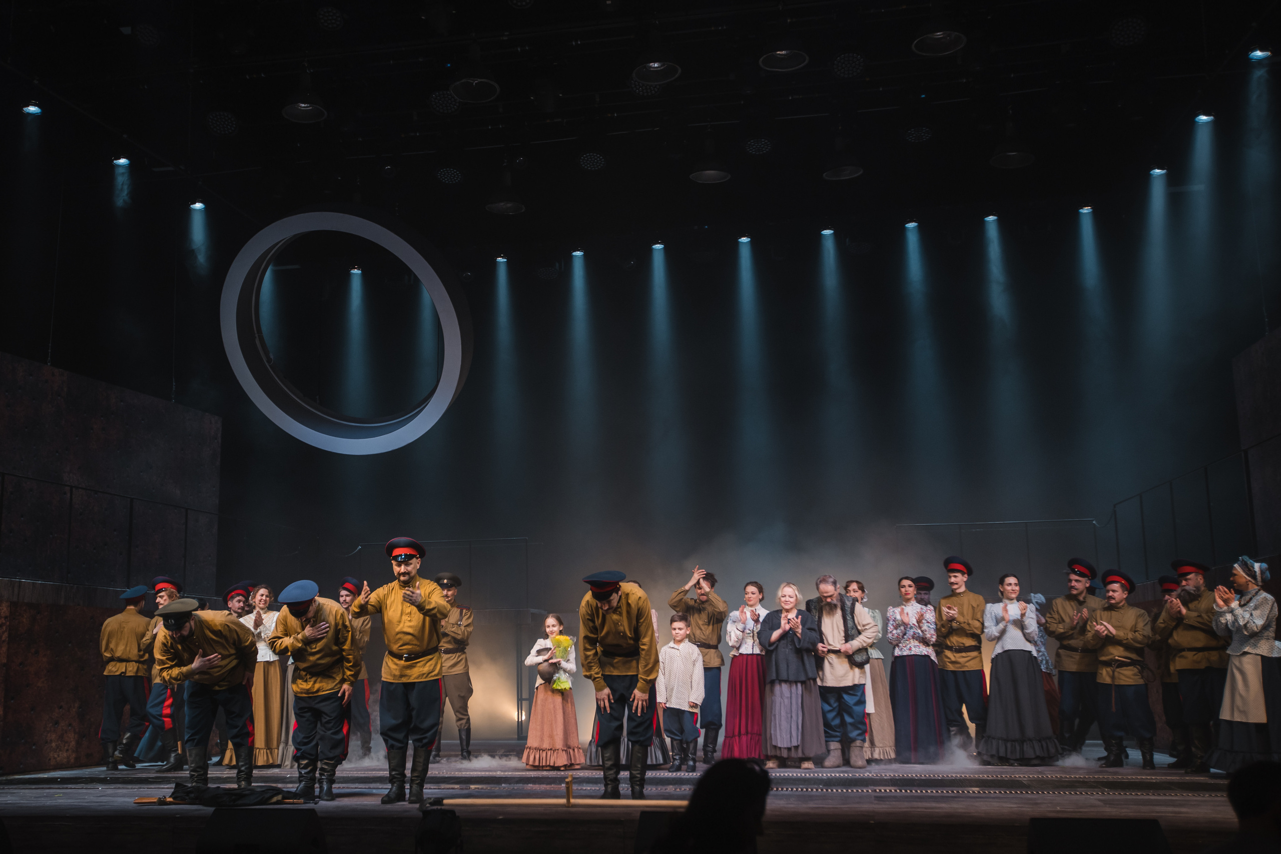 Спектакль «Тихий Дон», театр «Русская песня». Фотограф Ольга Махалова — Санкт-Петербург, Москва, Нижний Новгород