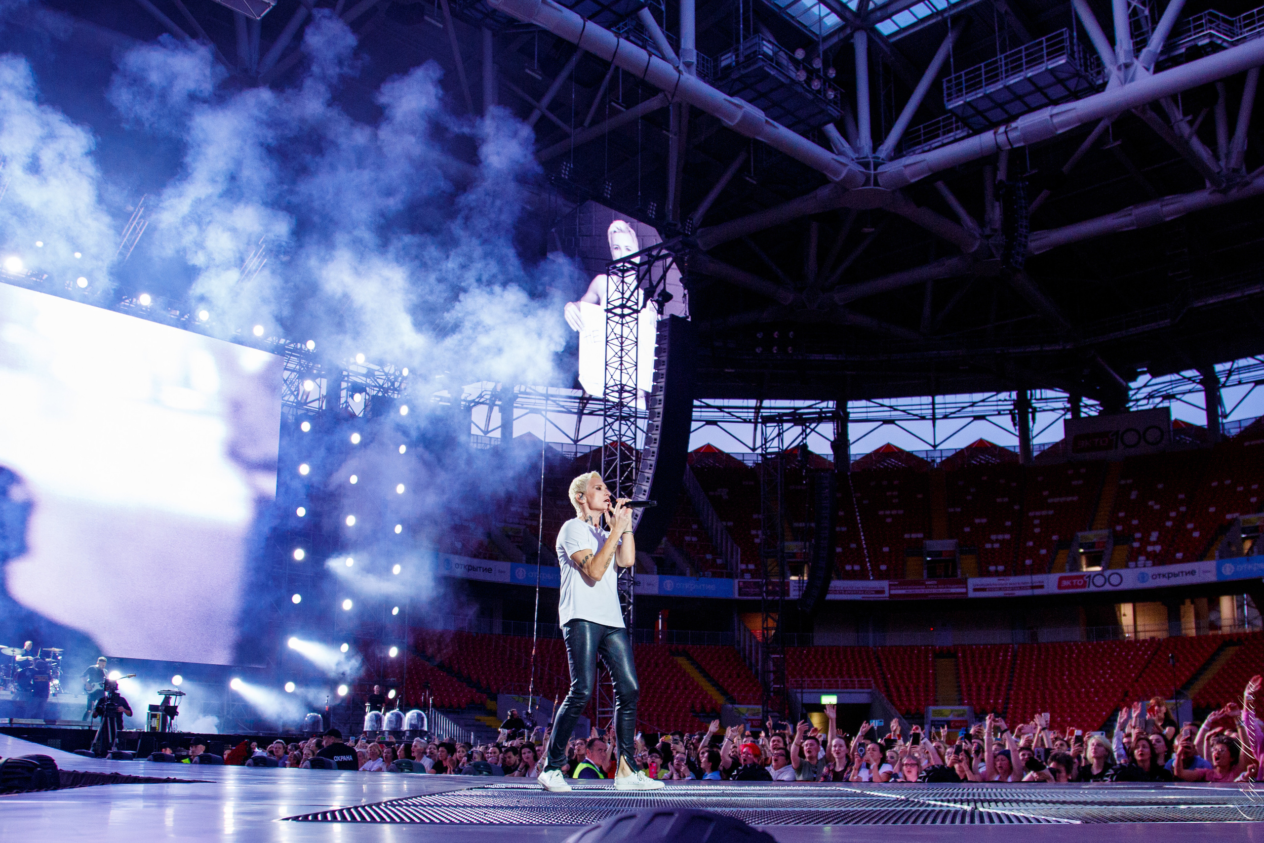 Диана Арбенина и Ночные Снайперы, Открытие Банк Арена. Фотограф Ольга Махалова — Санкт-Петербург, Москва, Нижний Новгород