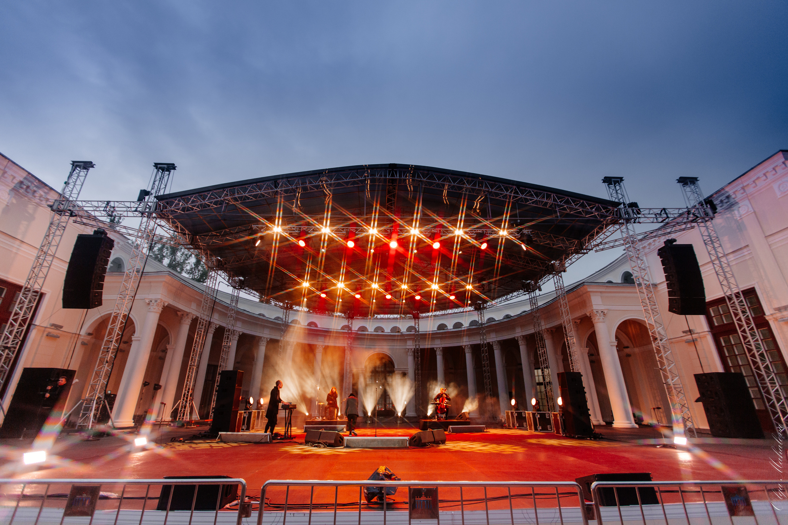 Zero People в Зеленом театре ВДНХ. Фотограф Ольга Махалова — Санкт-Петербург, Москва, Нижний Новгород