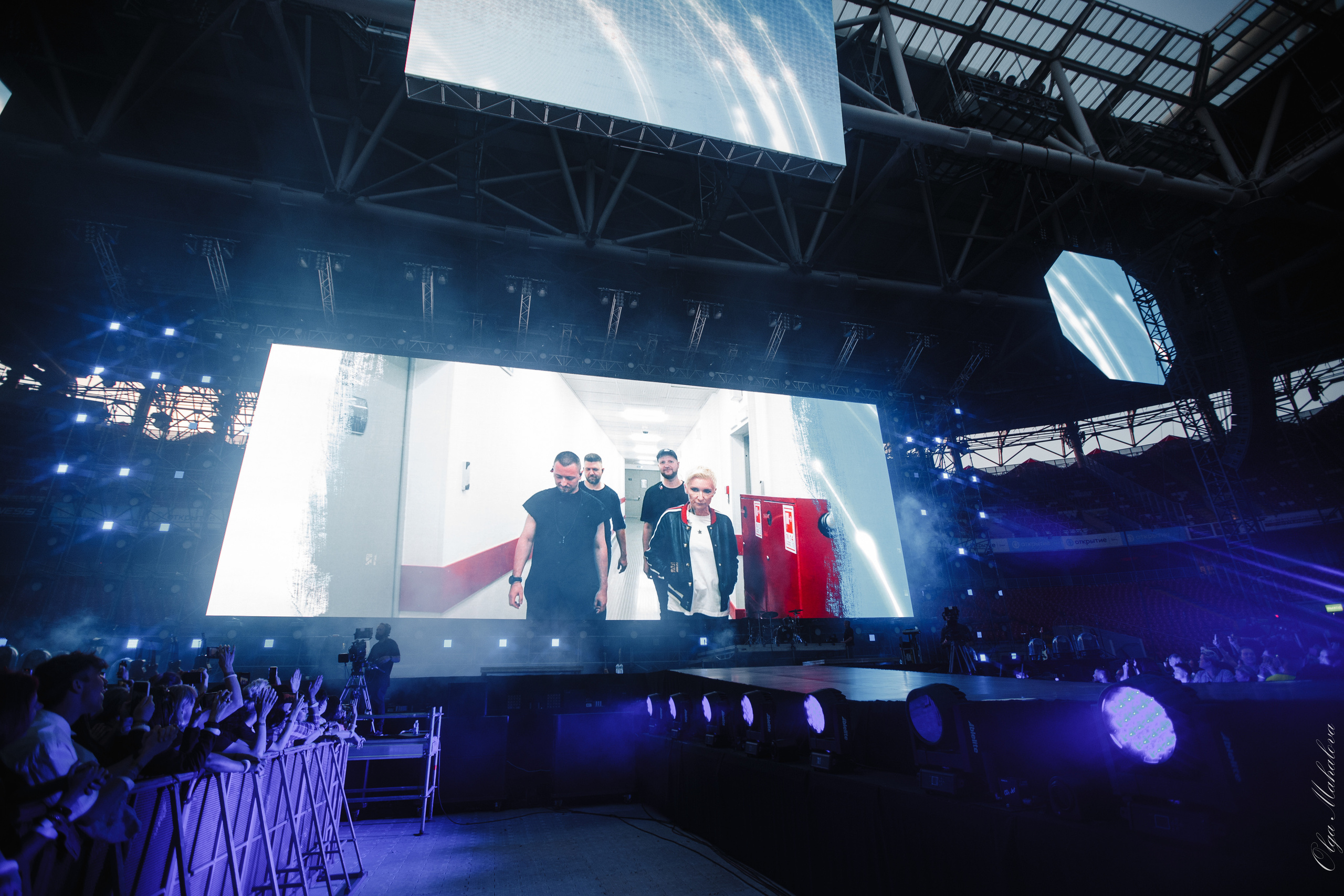 Диана Арбенина и Ночные Снайперы, Открытие Банк Арена. Фотограф Ольга Махалова — Санкт-Петербург, Москва, Нижний Новгород