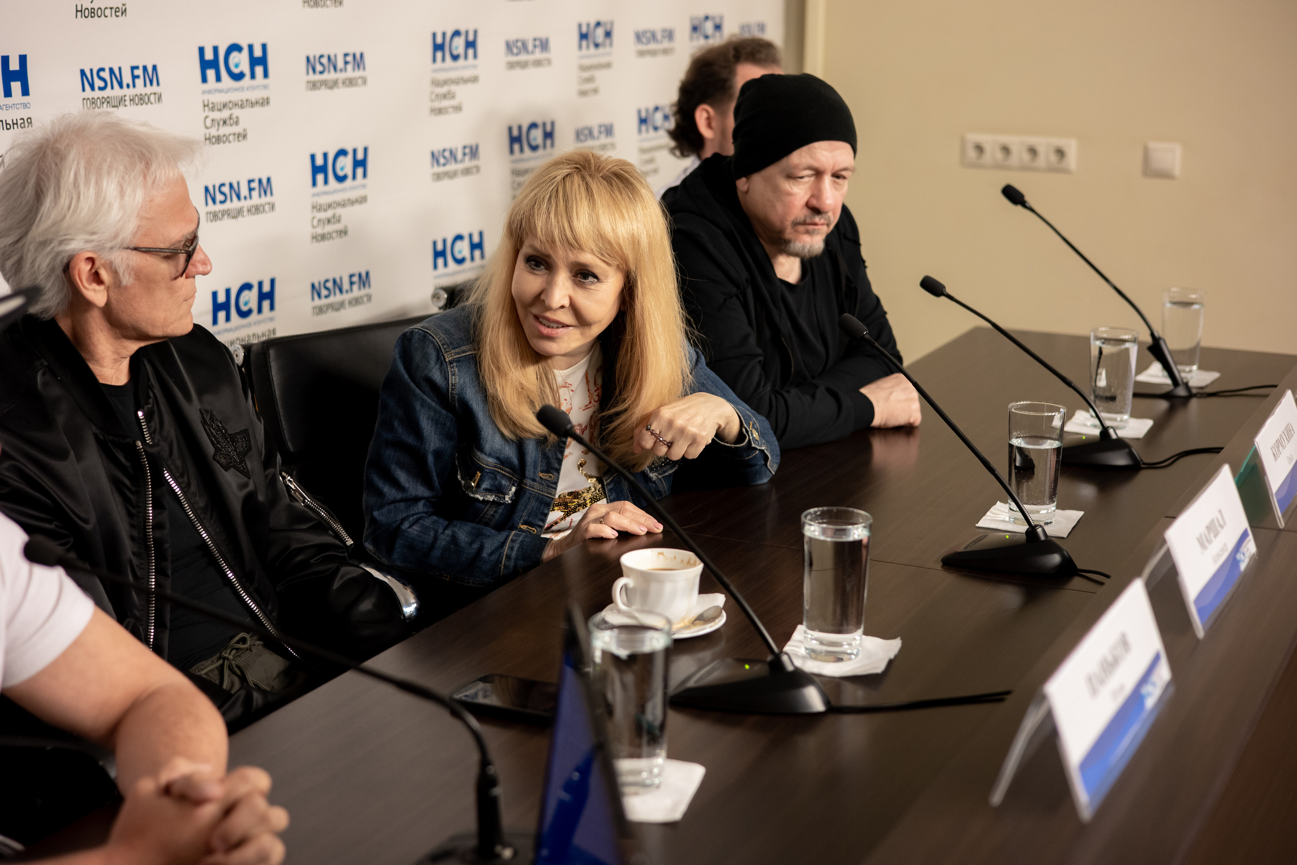 Пресс-конференция в НСН (Александр Маршал, Ольга Кормухина). Фотограф Ольга Махалова — Санкт-Петербург, Москва, Нижний Новгород